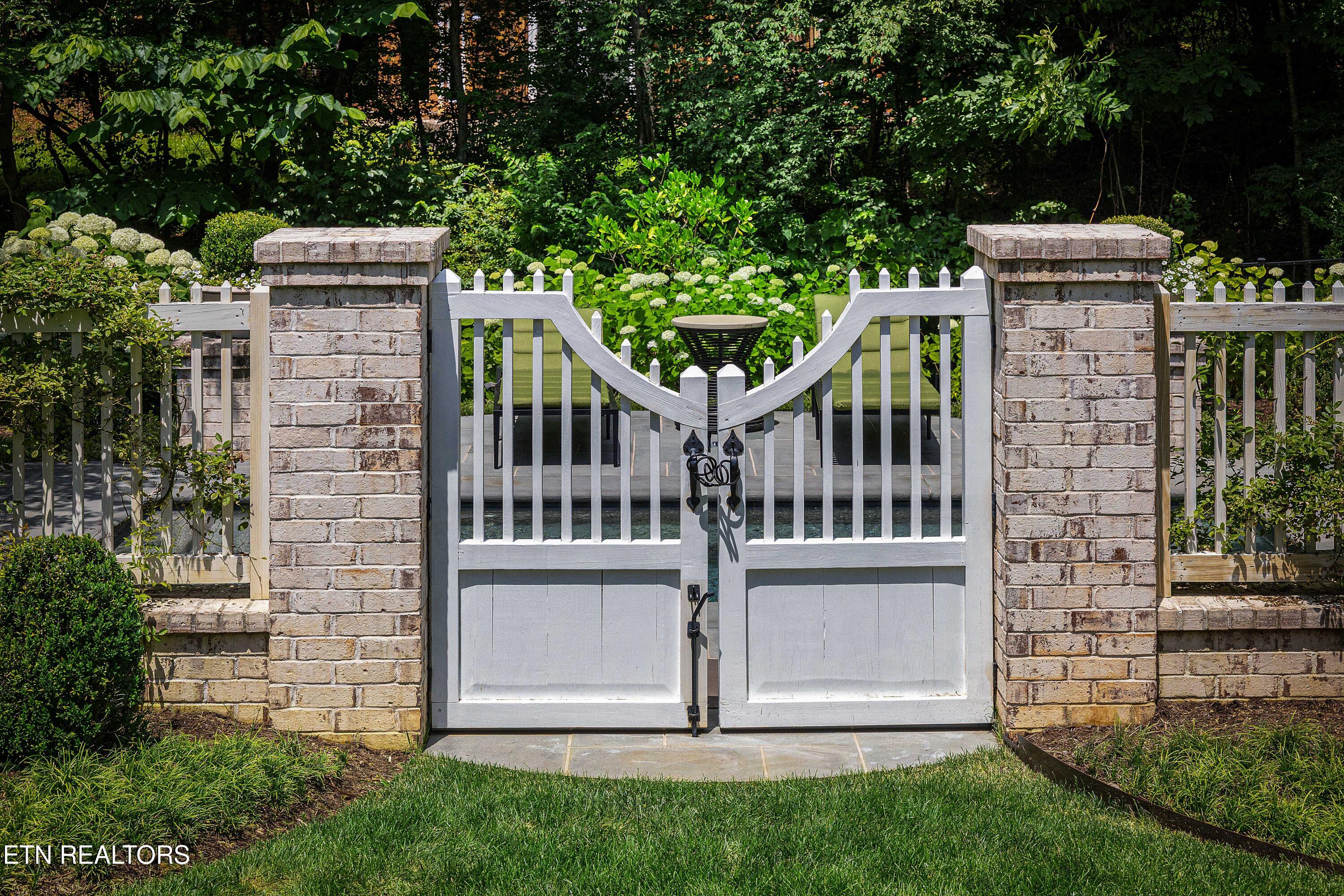 6700 Birdstone Lane Knoxville TN 37919