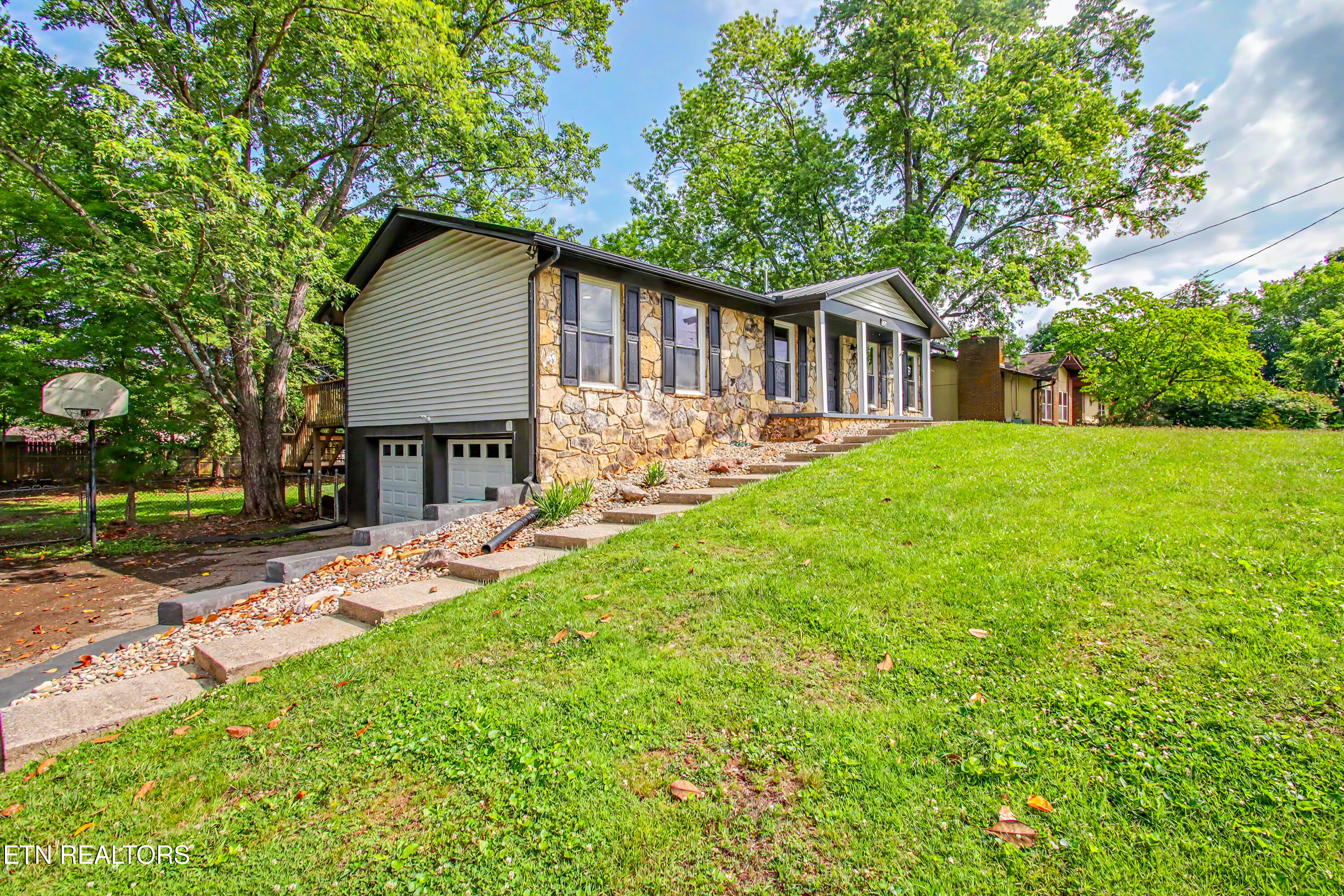 1252 Lovell View Drive Knoxville TN 37932