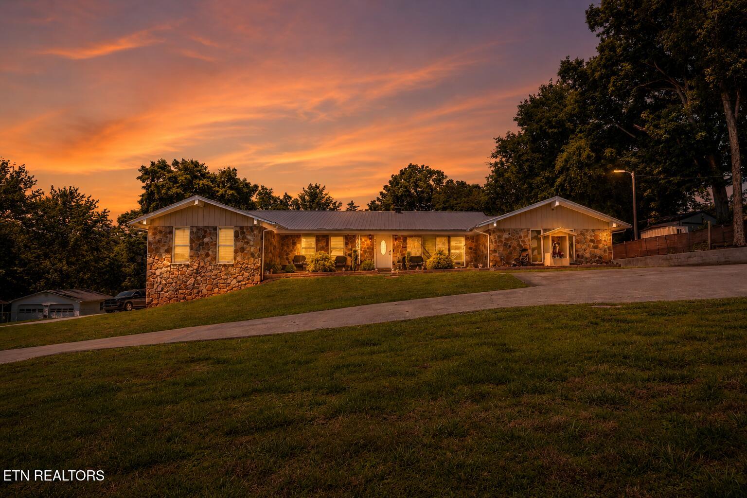 8023 Conner Road Powell TN 37849