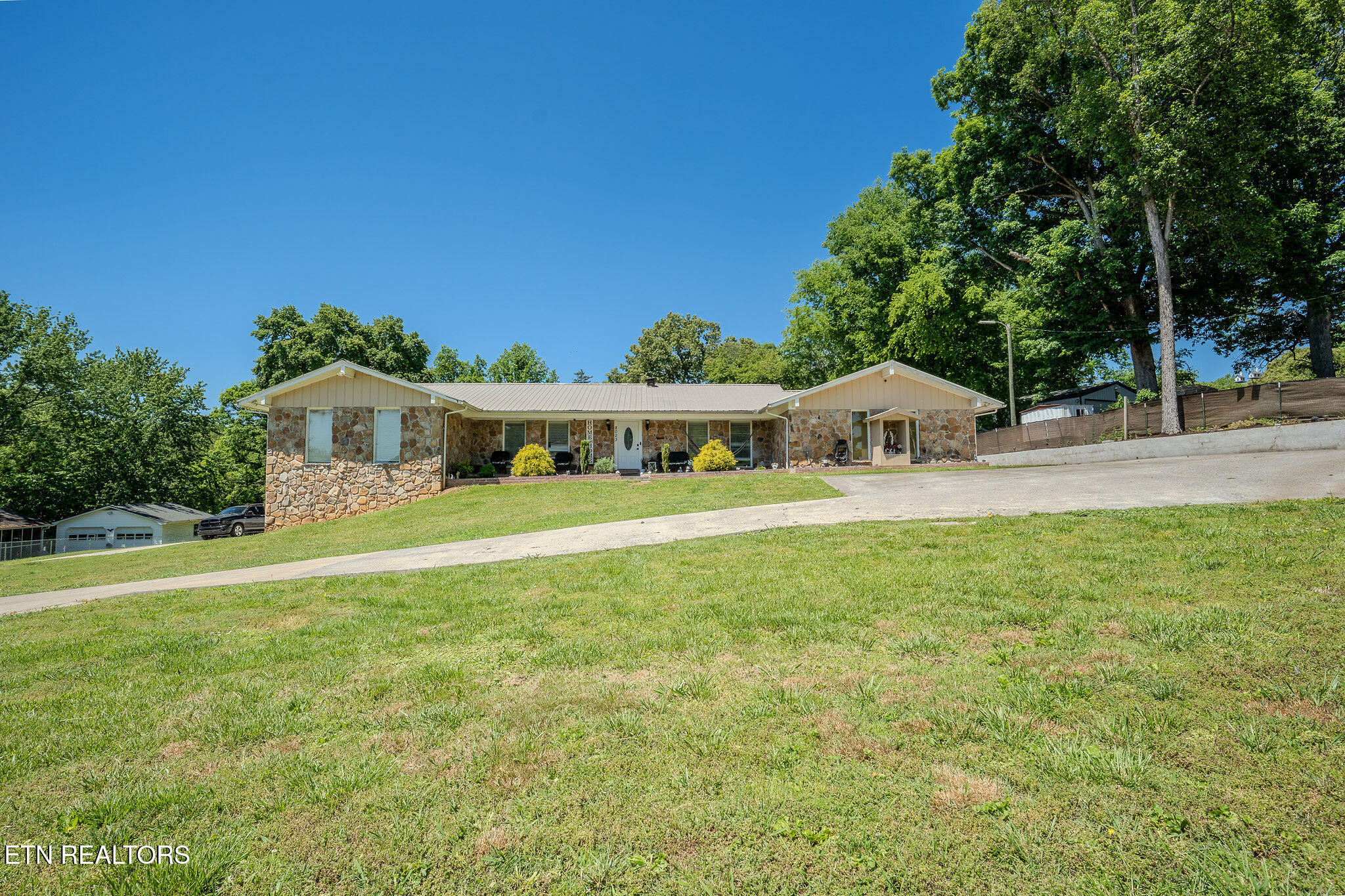 8023 Conner Road Powell TN 37849