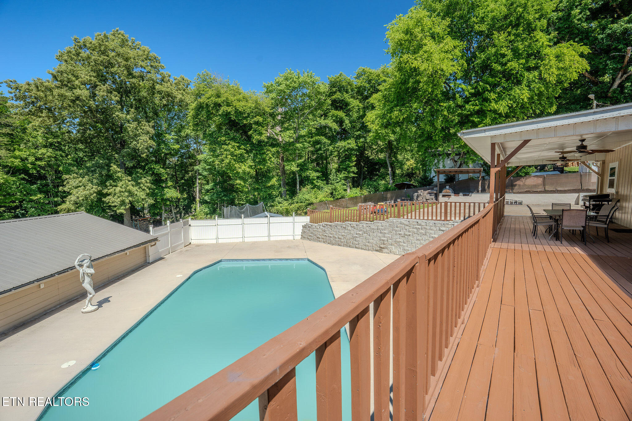 8023 Conner Road Powell TN 37849