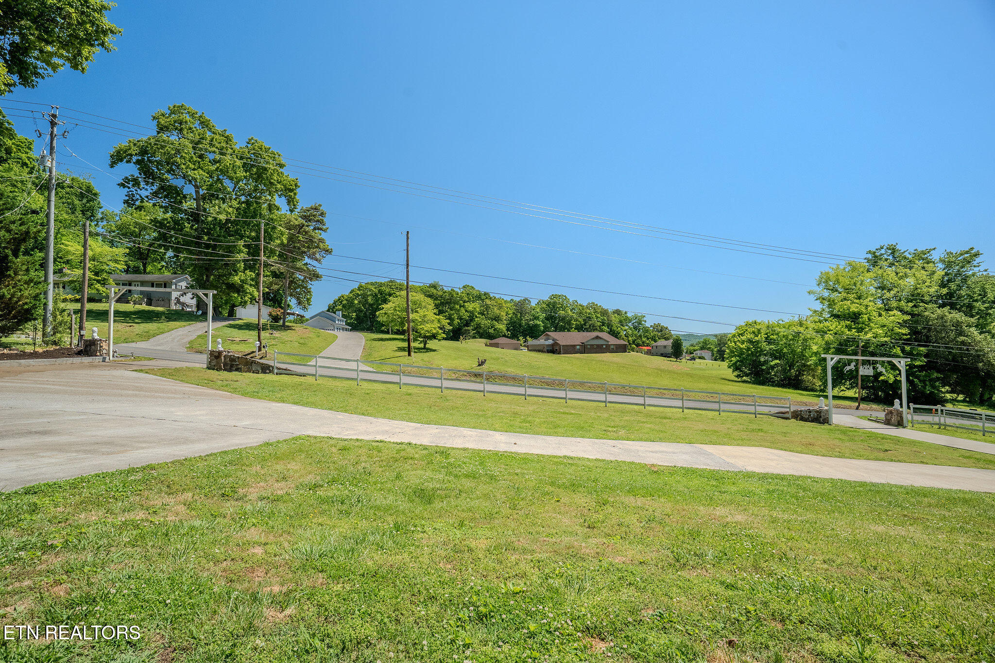 8023 Conner Road Powell TN 37849