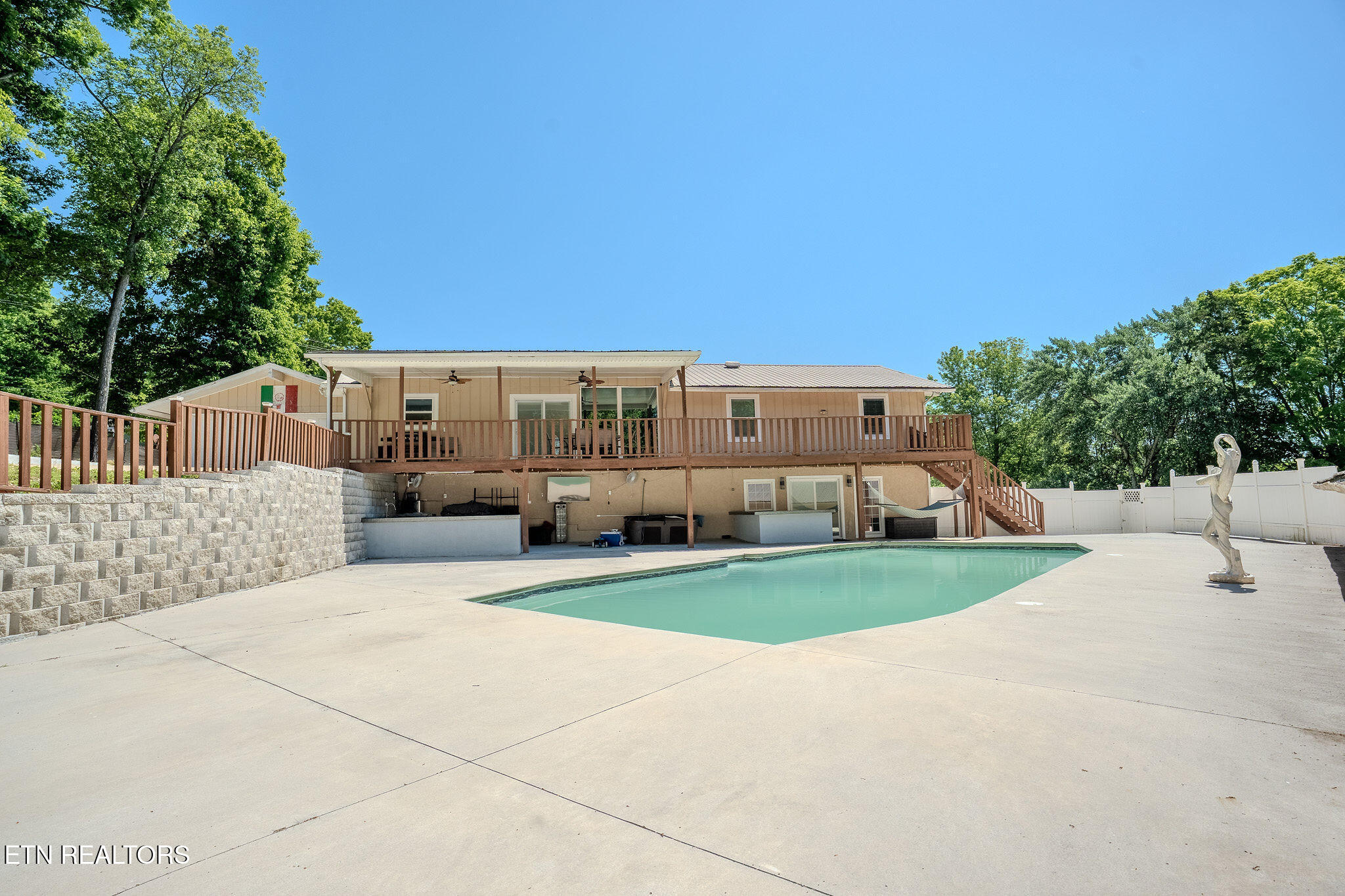 8023 Conner Road Powell TN 37849
