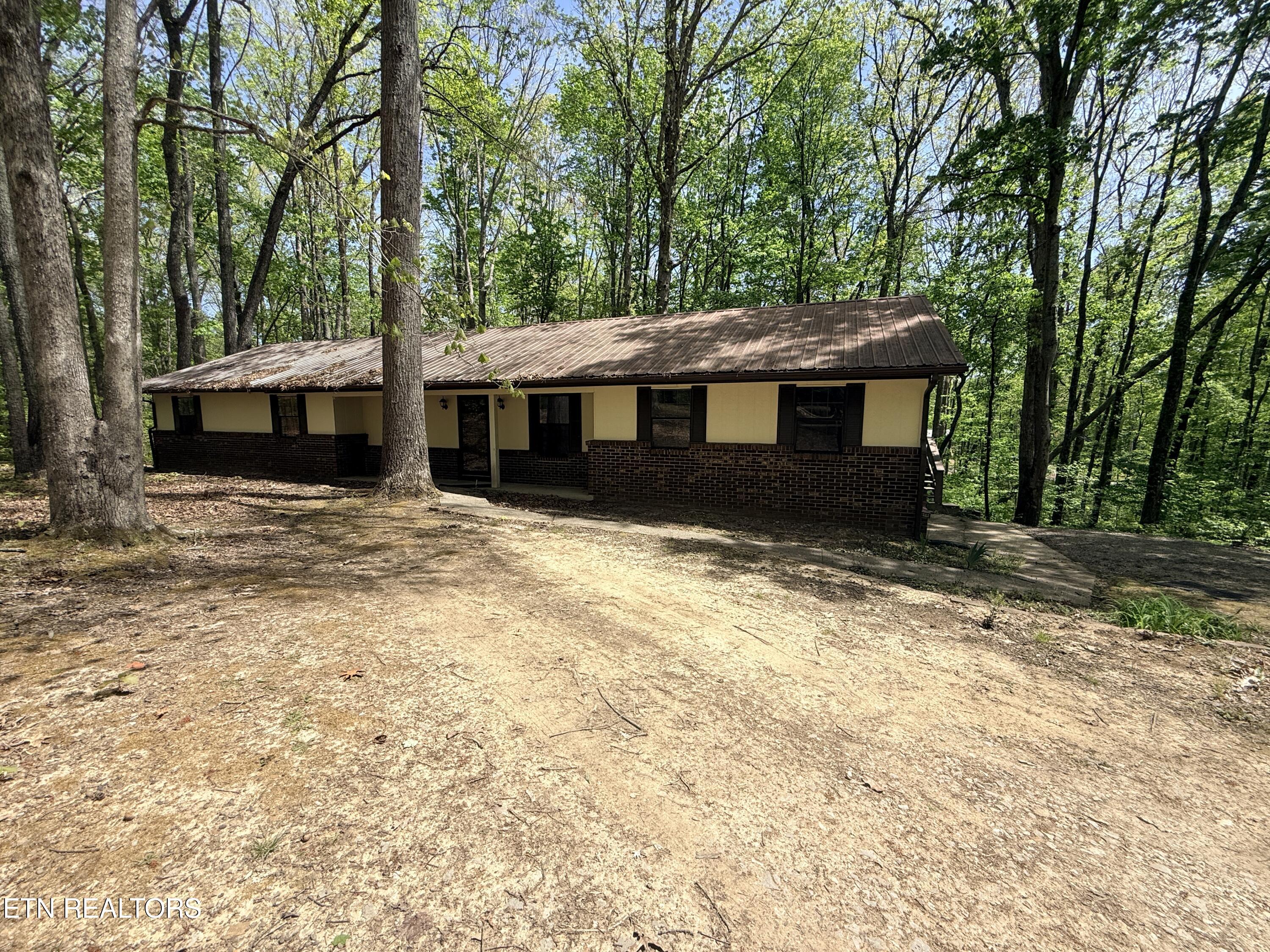 549 Yellow Cliff Estates Road Jamestown TN 38556