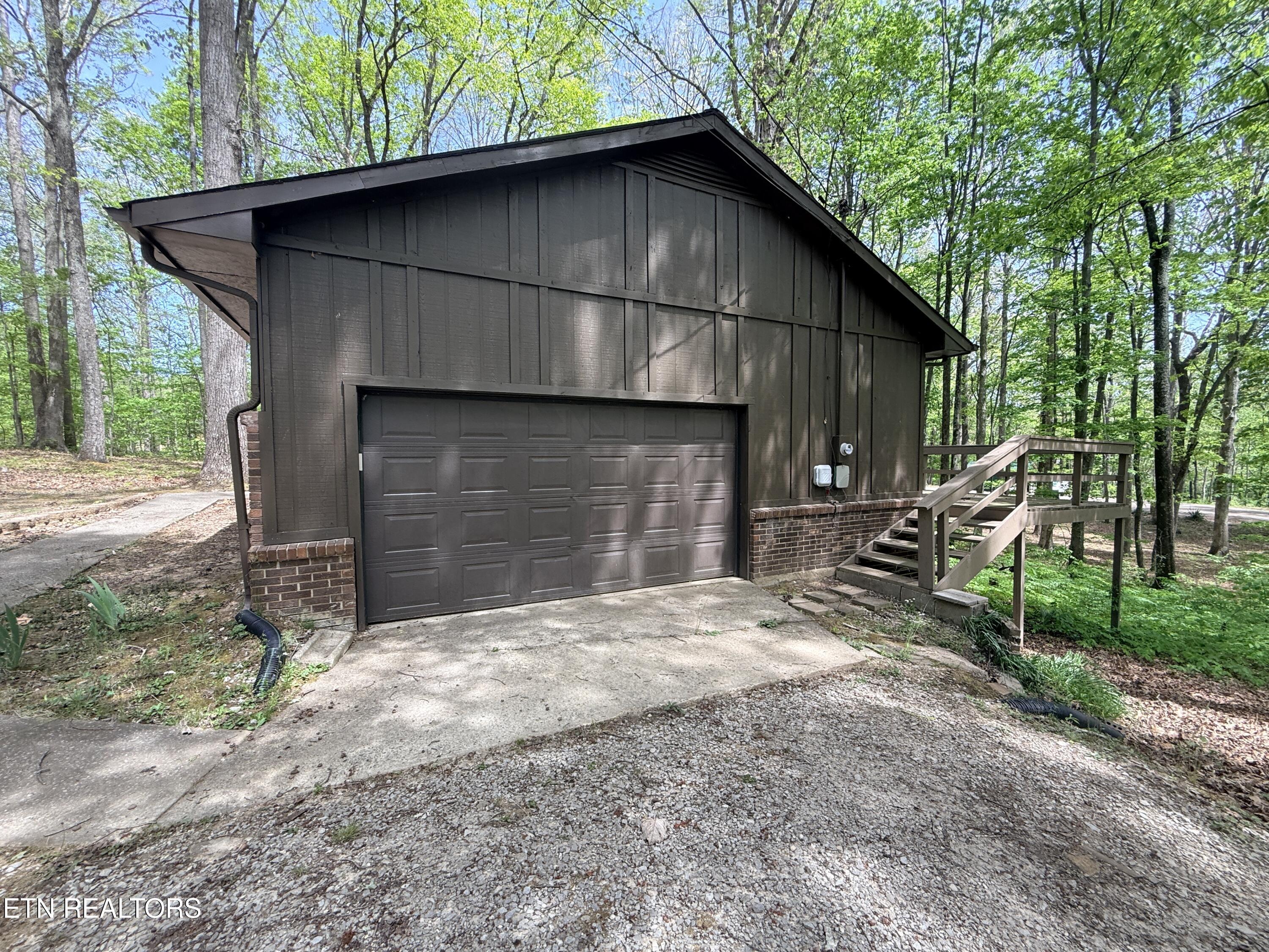 549 Yellow Cliff Estates Road Jamestown TN 38556