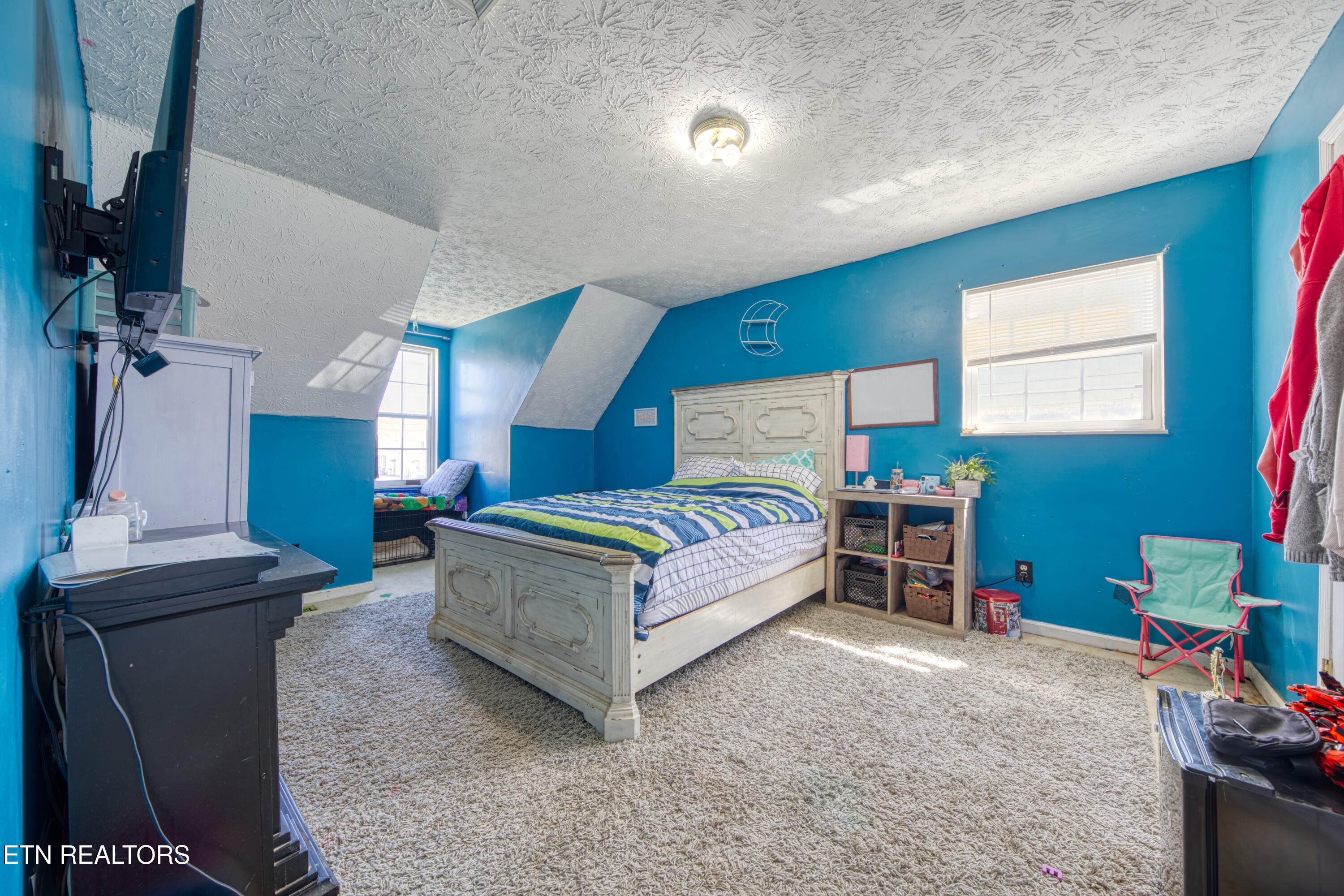 7624 Camden Road Powell TN 37849