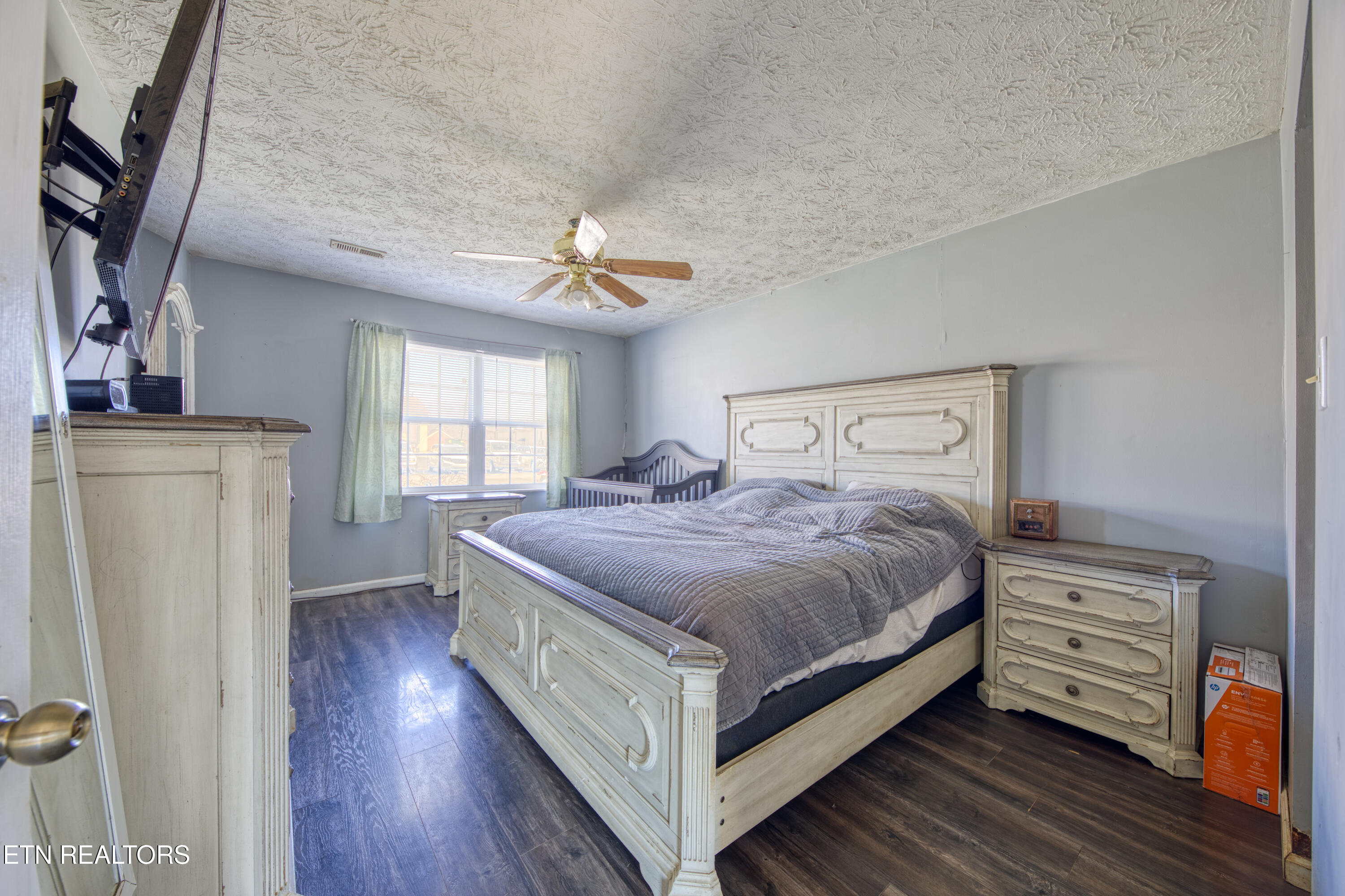7624 Camden Road Powell TN 37849