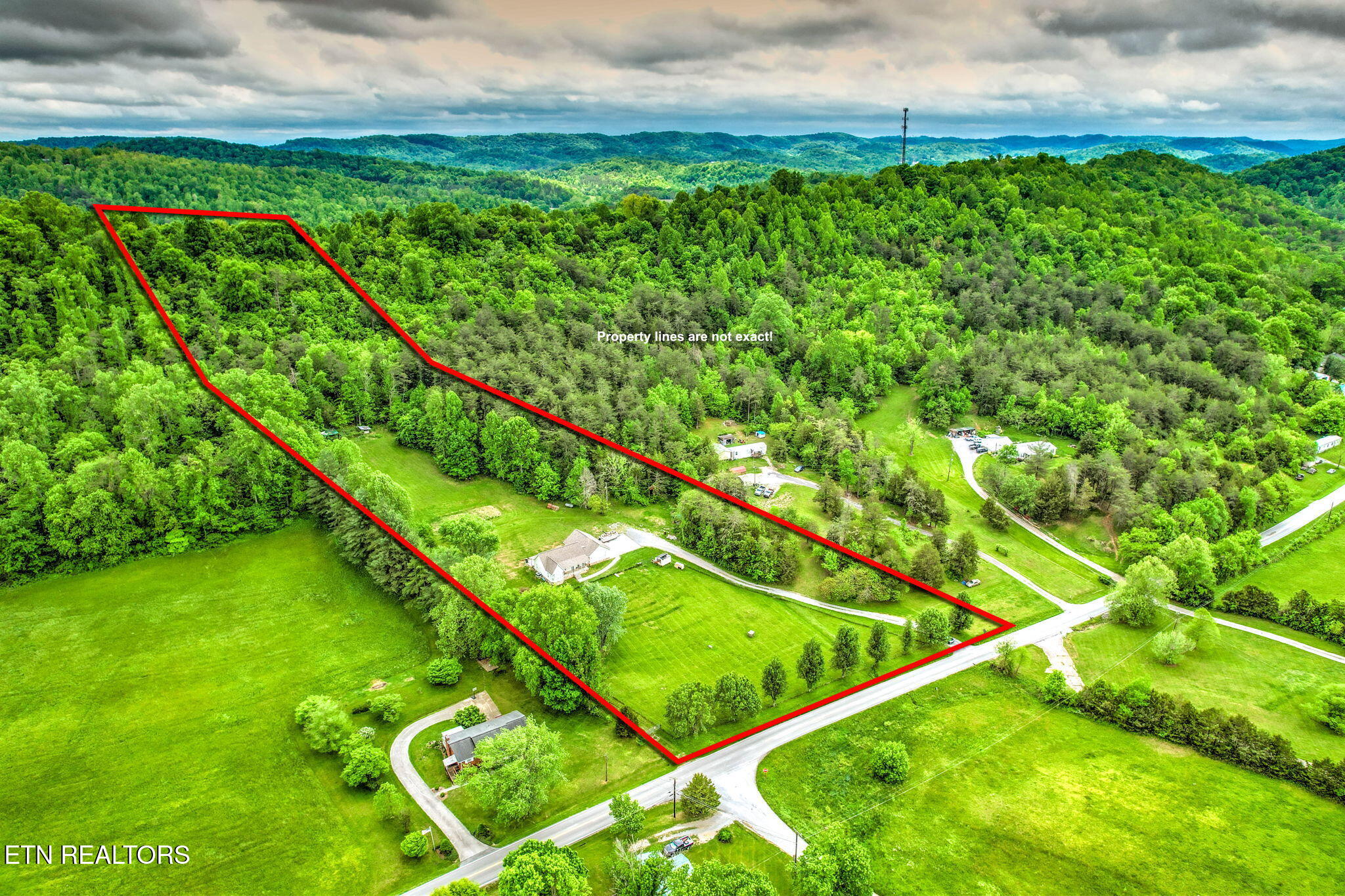 235 Raccoon Valley Road Maynardville TN 37807
