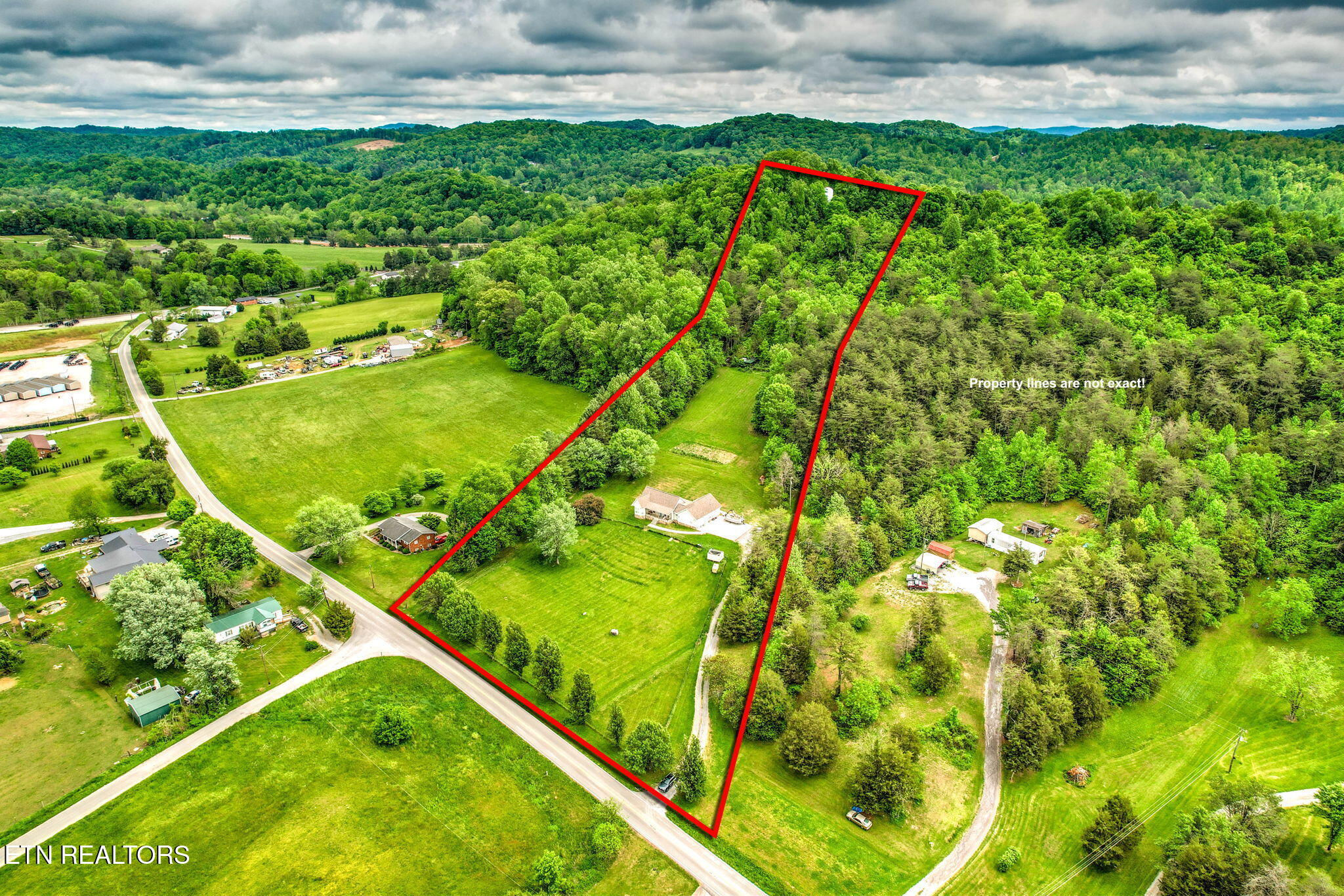 235 Raccoon Valley Road Maynardville TN 37807