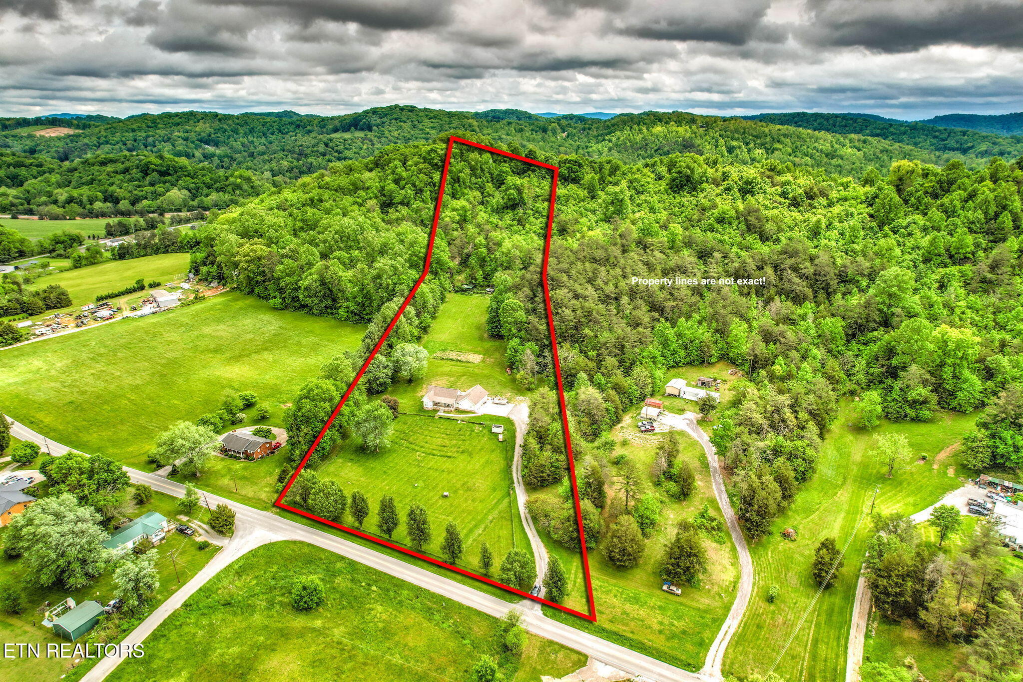 235 Raccoon Valley Road Maynardville TN 37807