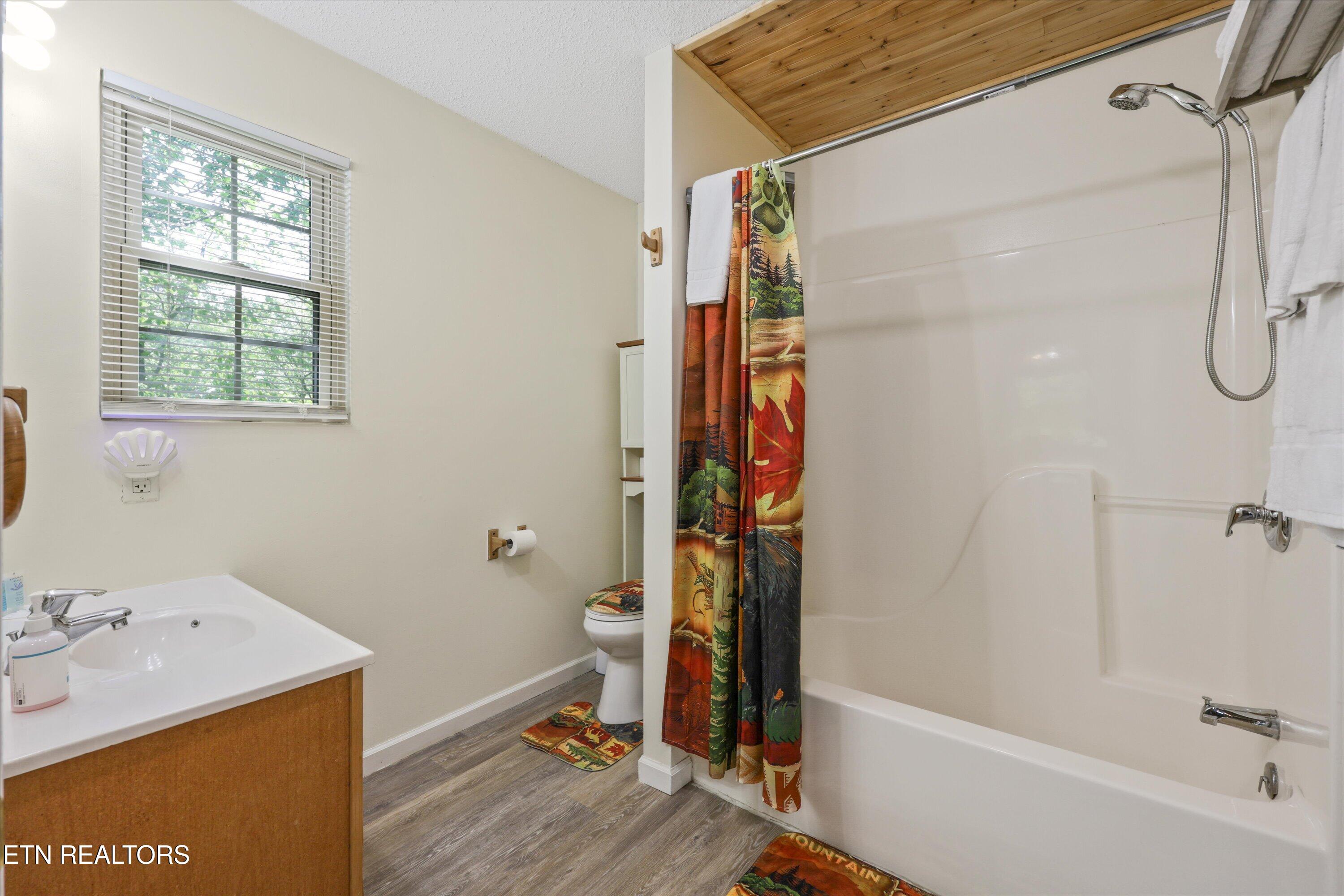 375 Sugar Mountain Way Pigeon Forge TN 37863