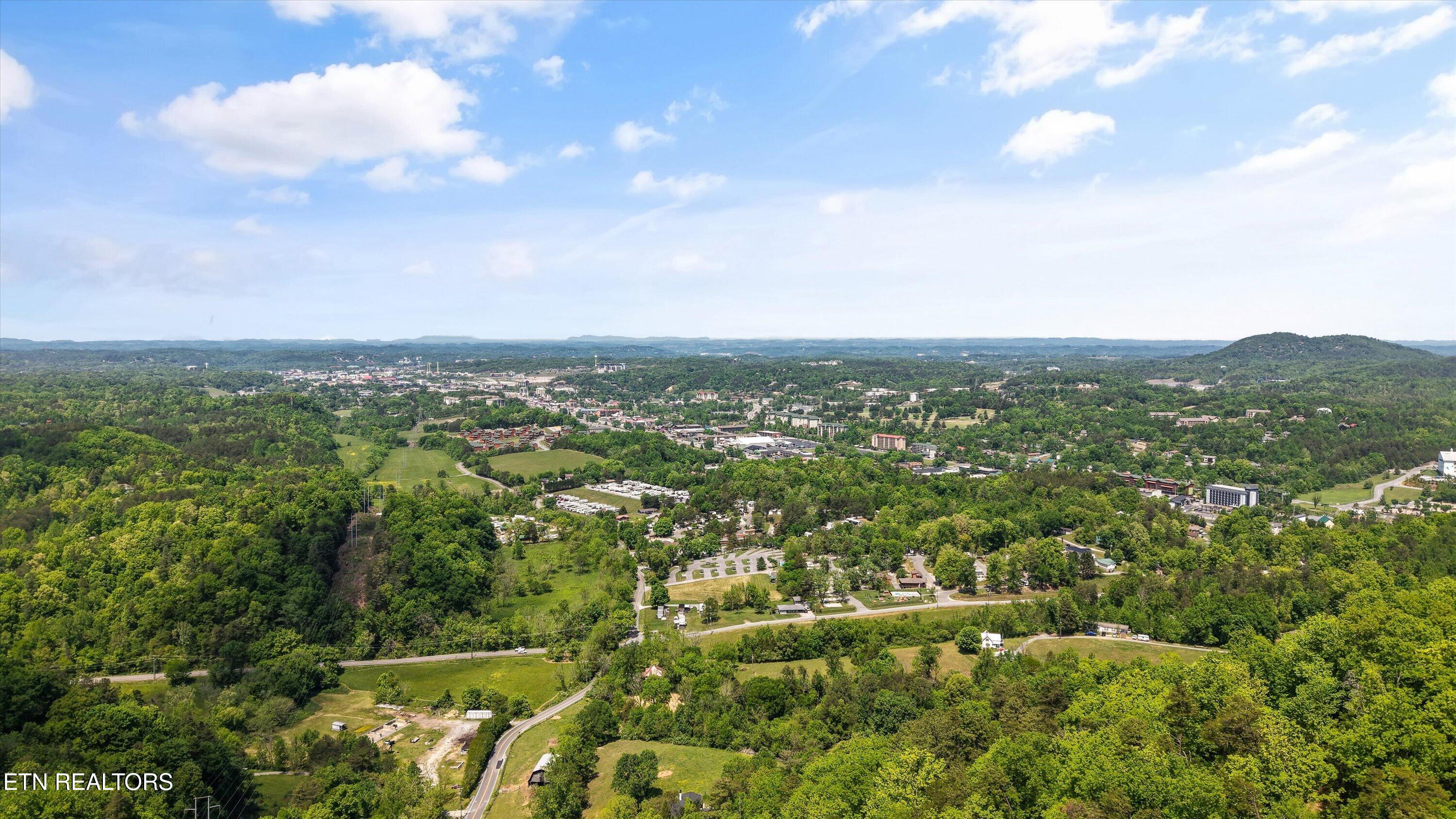 375 Sugar Mountain Way Pigeon Forge TN 37863