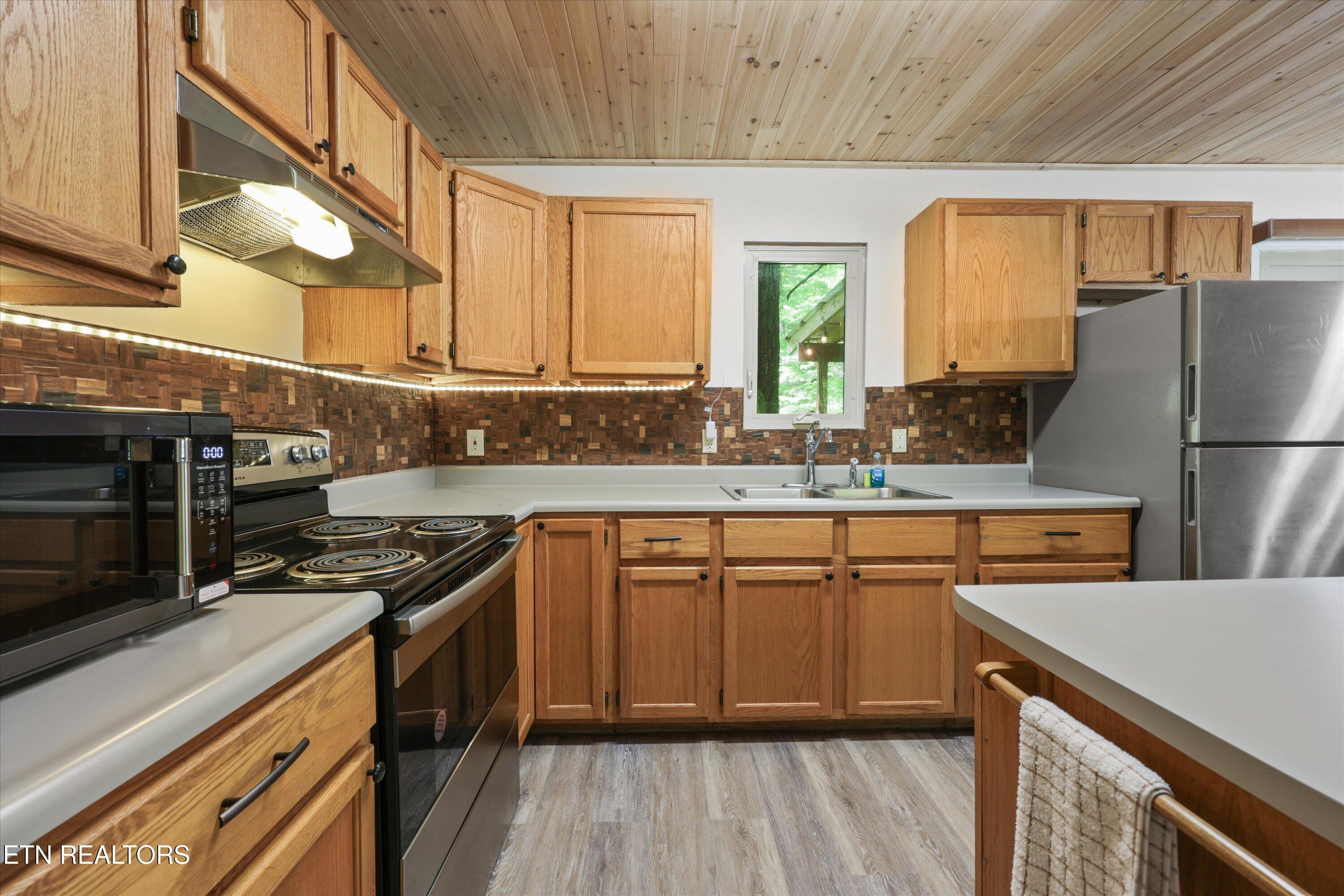 375 Sugar Mountain Way Pigeon Forge TN 37863