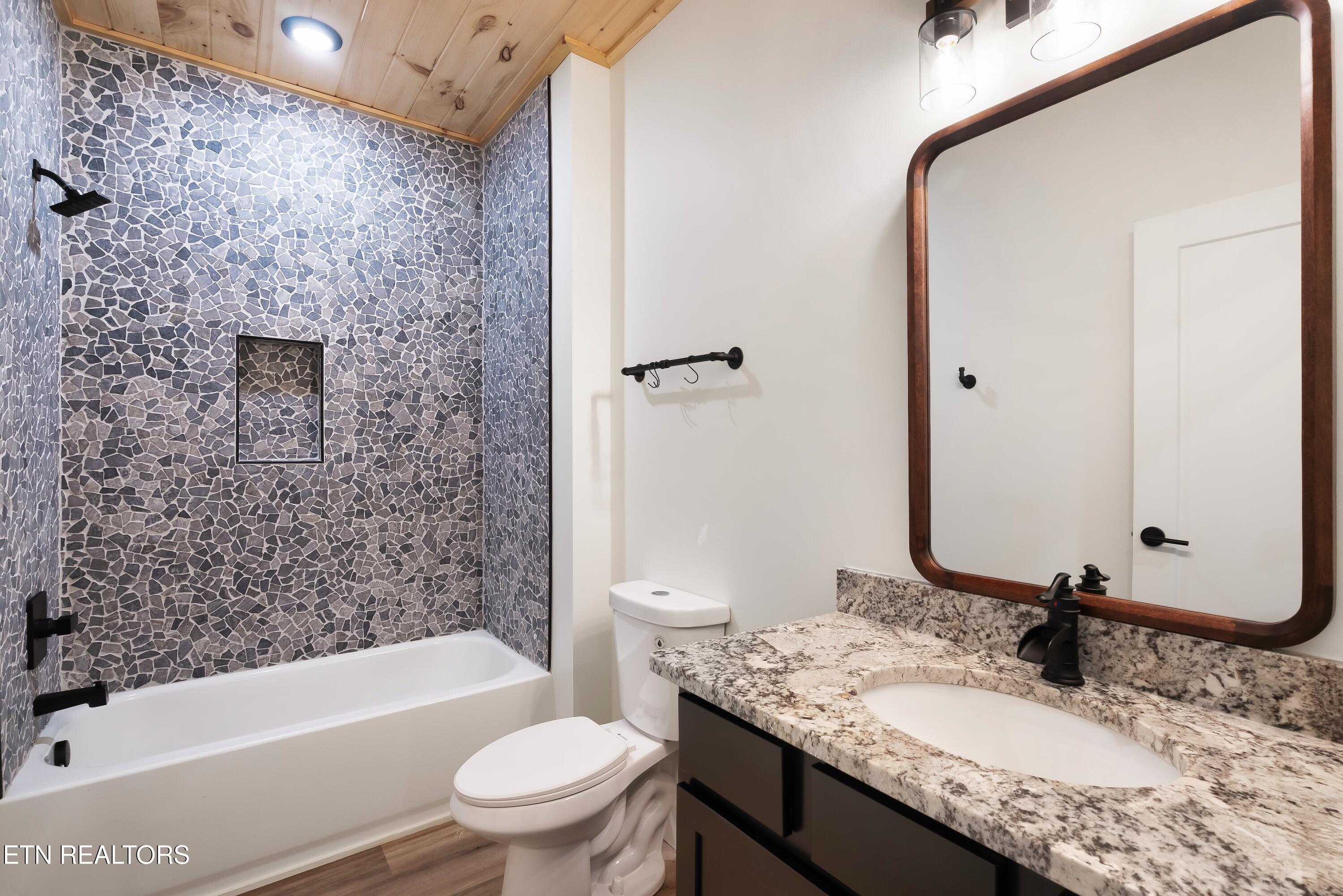 1226 Reedmont Way Sevierville TN 37876