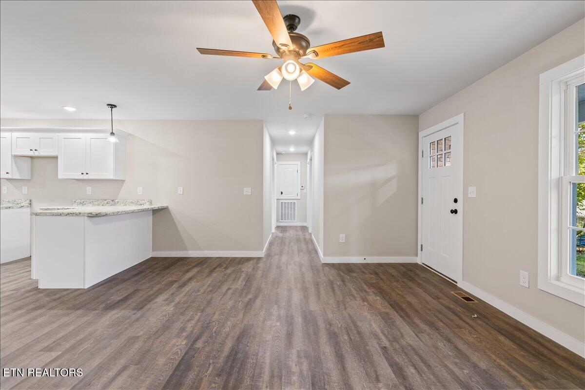 377 Summit Drive Speedwell TN 37870