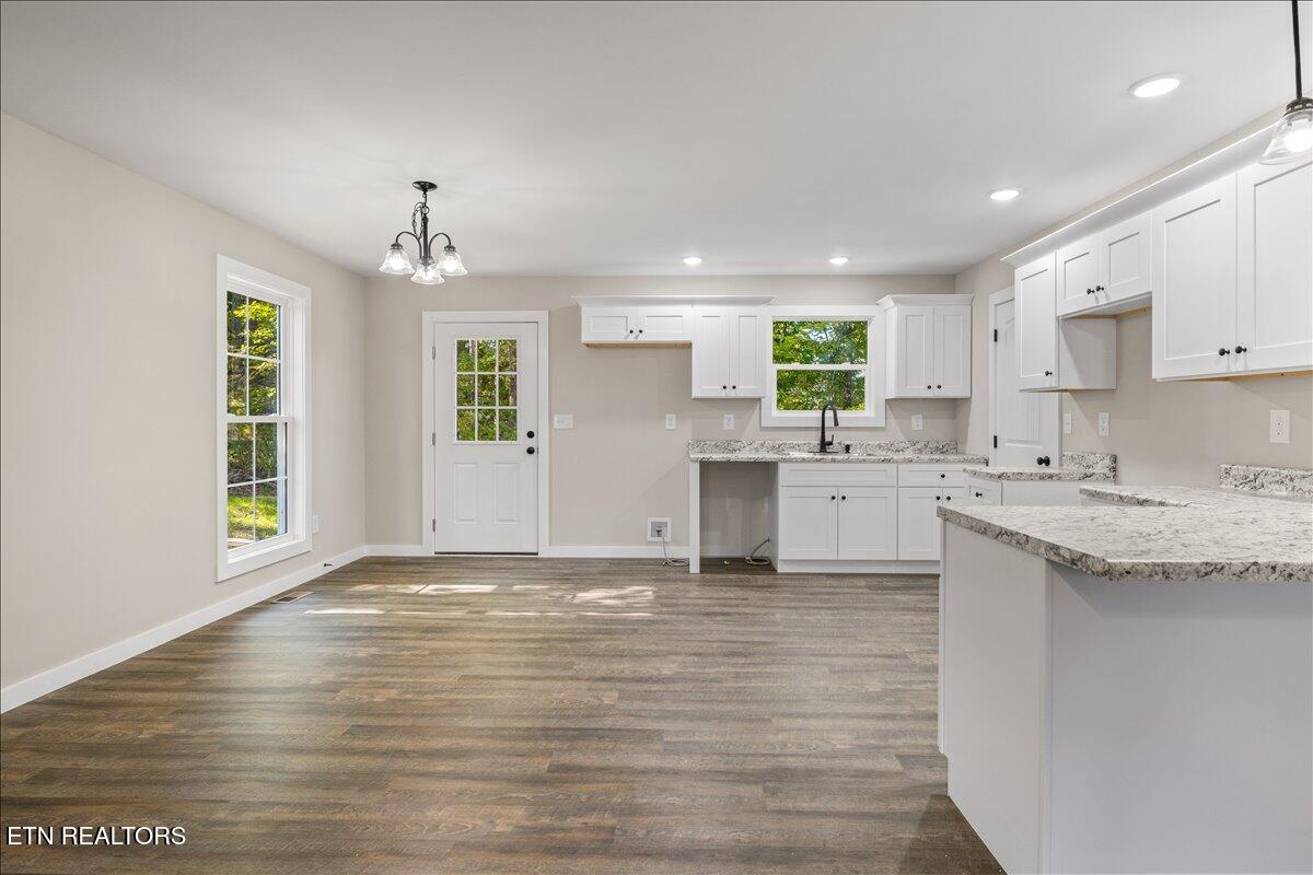 377 Summit Drive Speedwell TN 37870