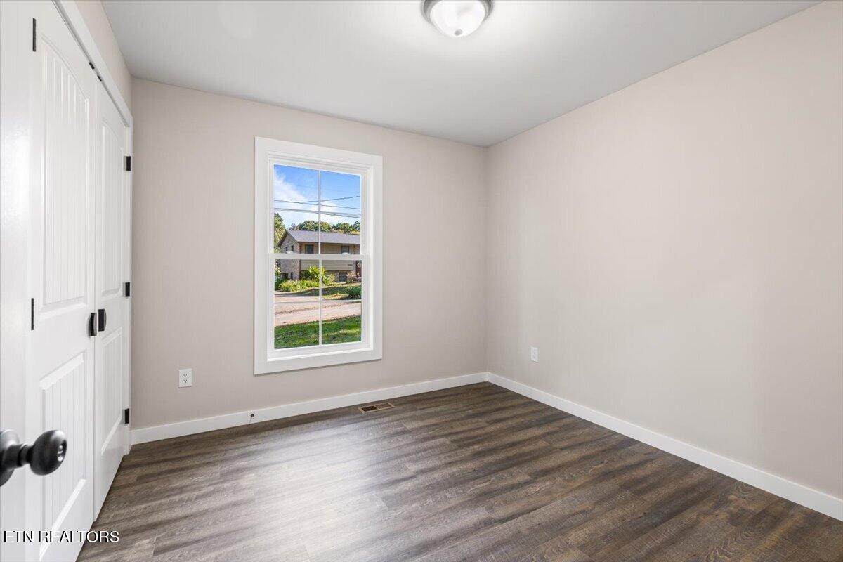 377 Summit Drive Speedwell TN 37870