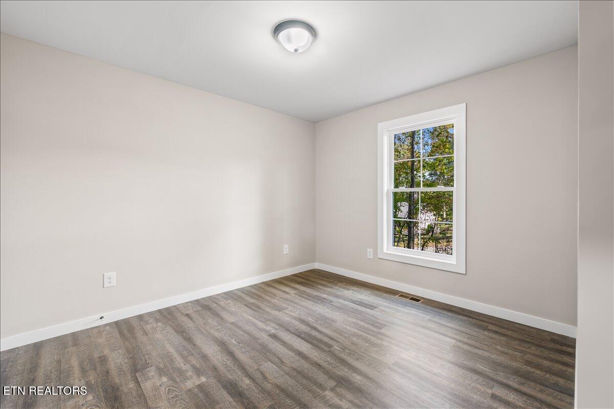 377 Summit Drive Speedwell TN 37870