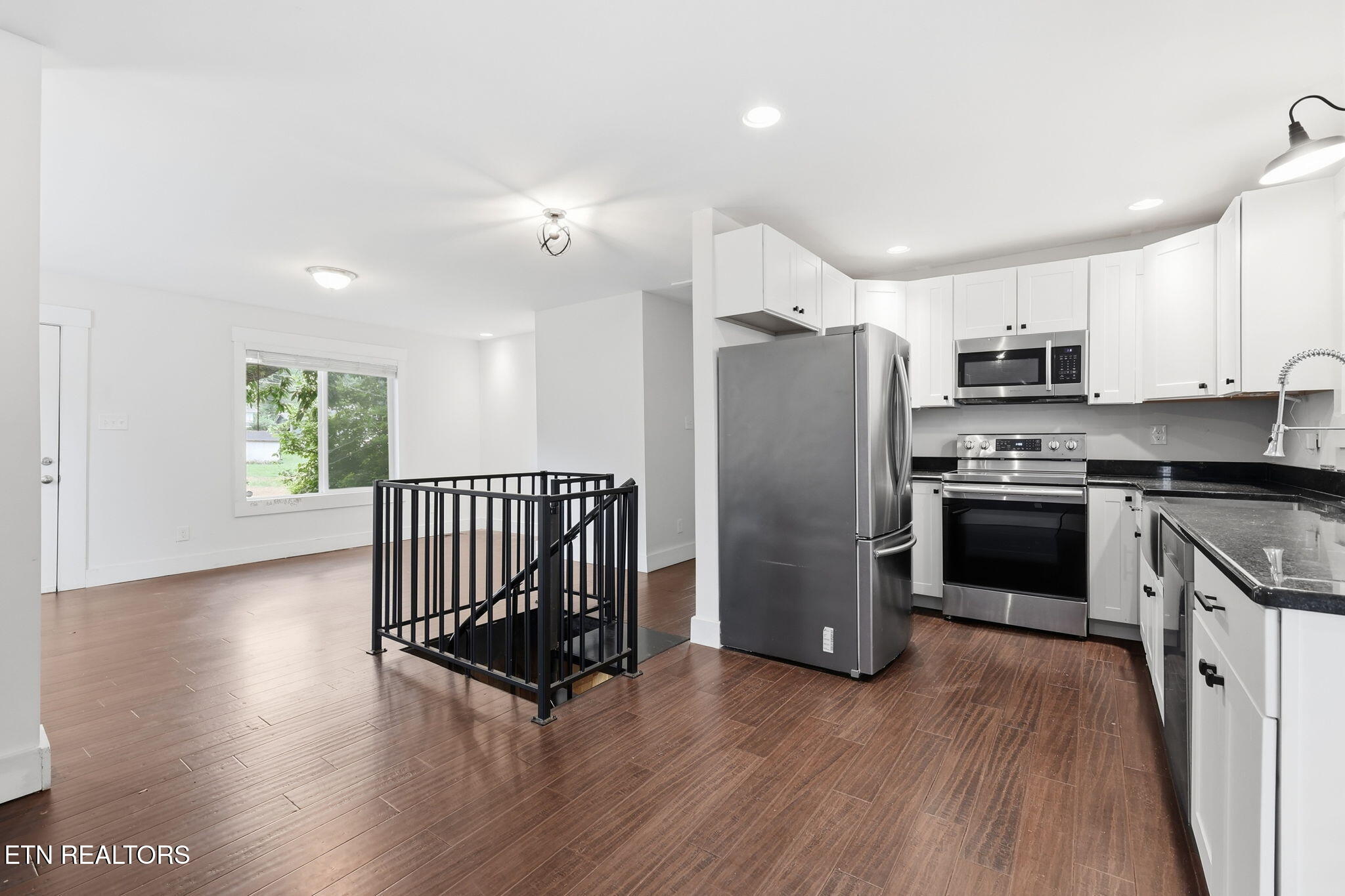 2447 Amber Street Knoxville TN 37917
