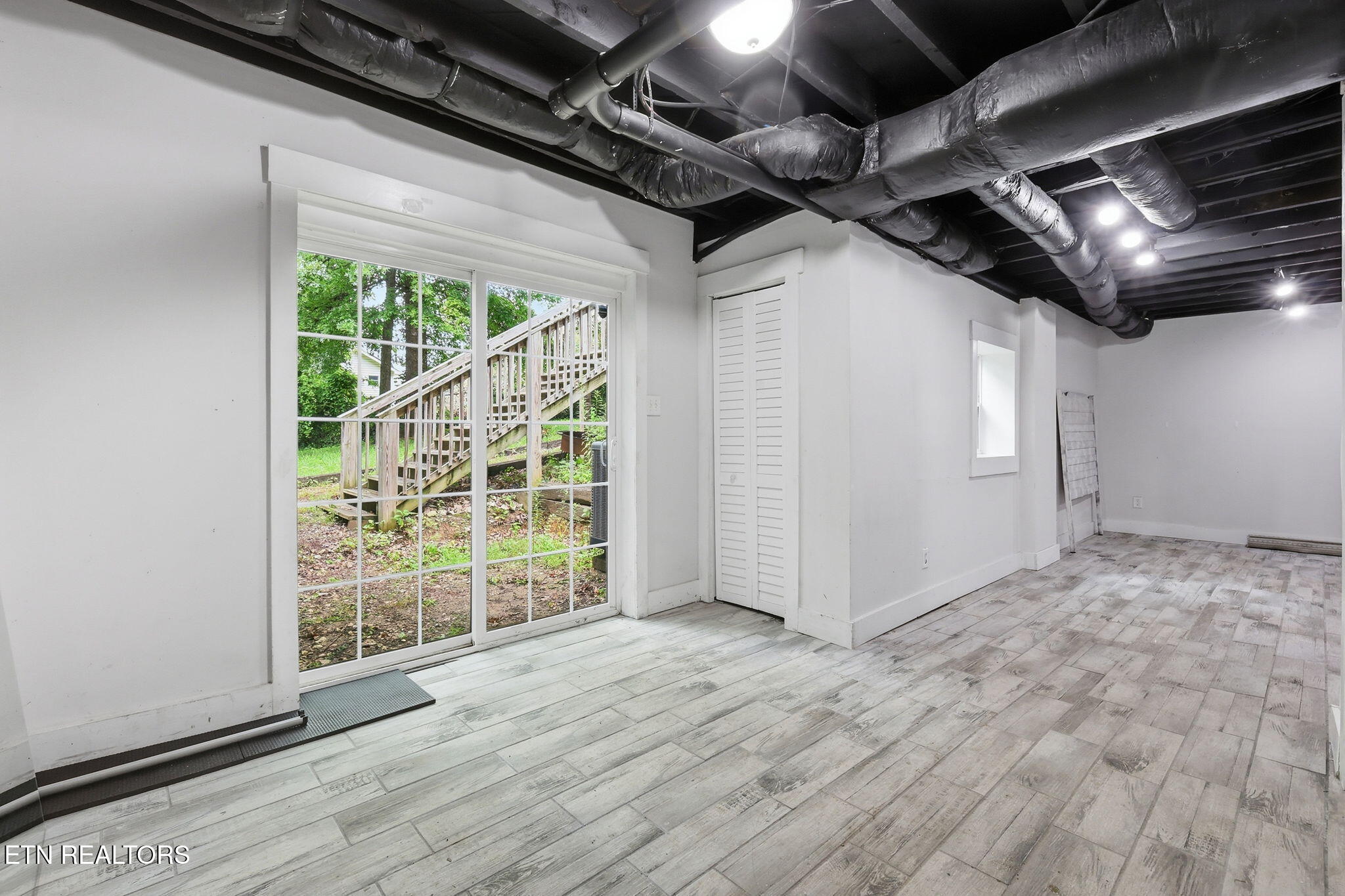 2447 Amber Street Knoxville TN 37917