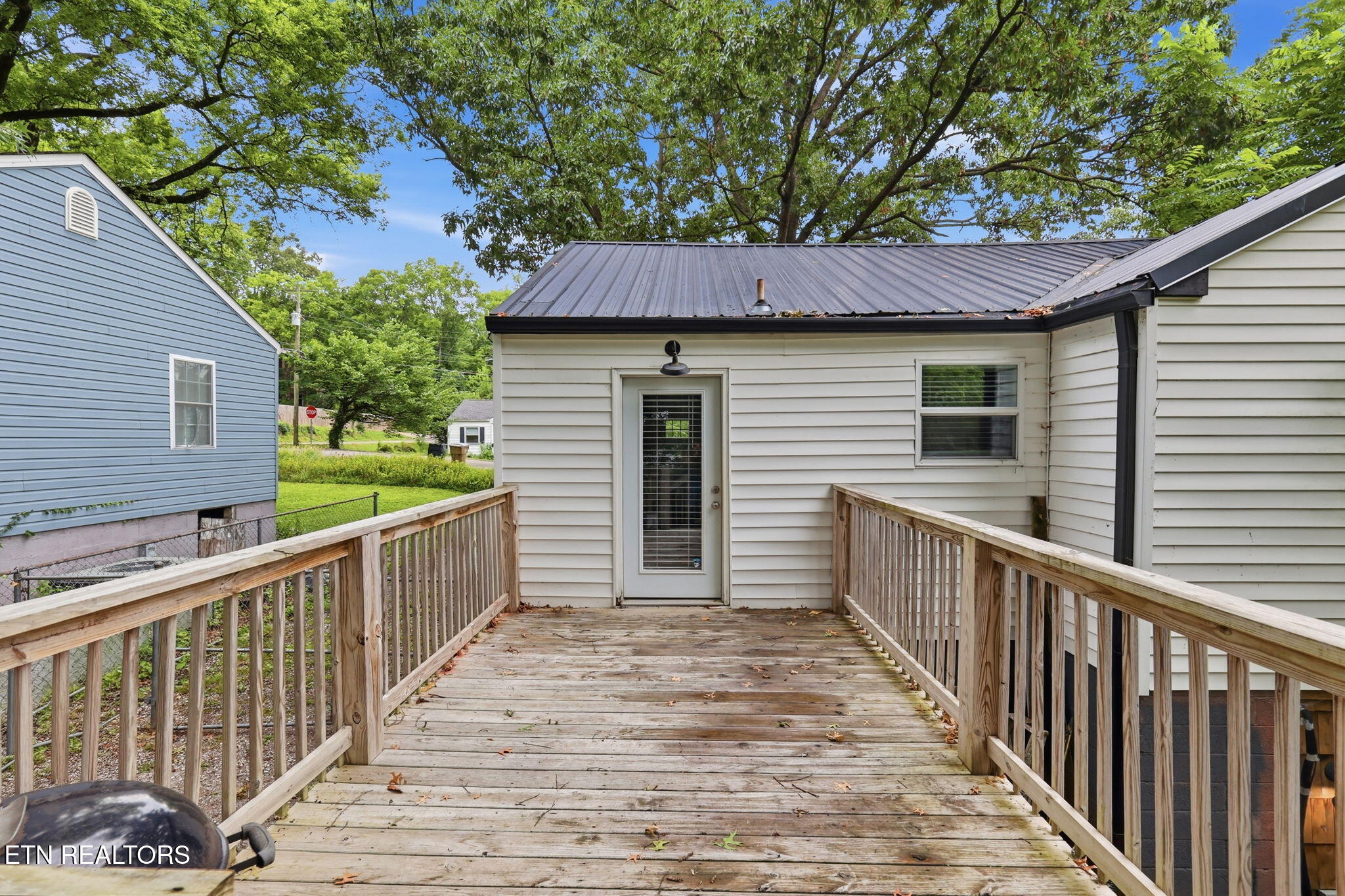 2447 Amber Street Knoxville TN 37917