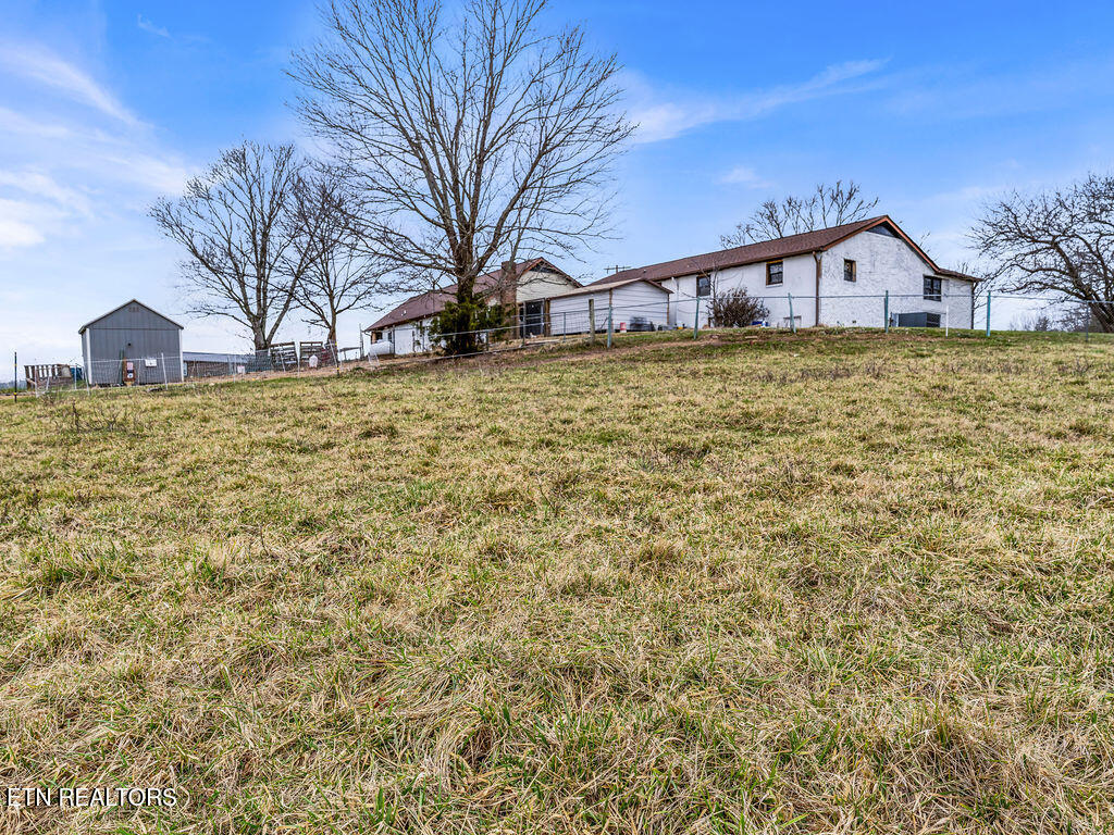 10724 E Emory Road Luttrell TN 37779
