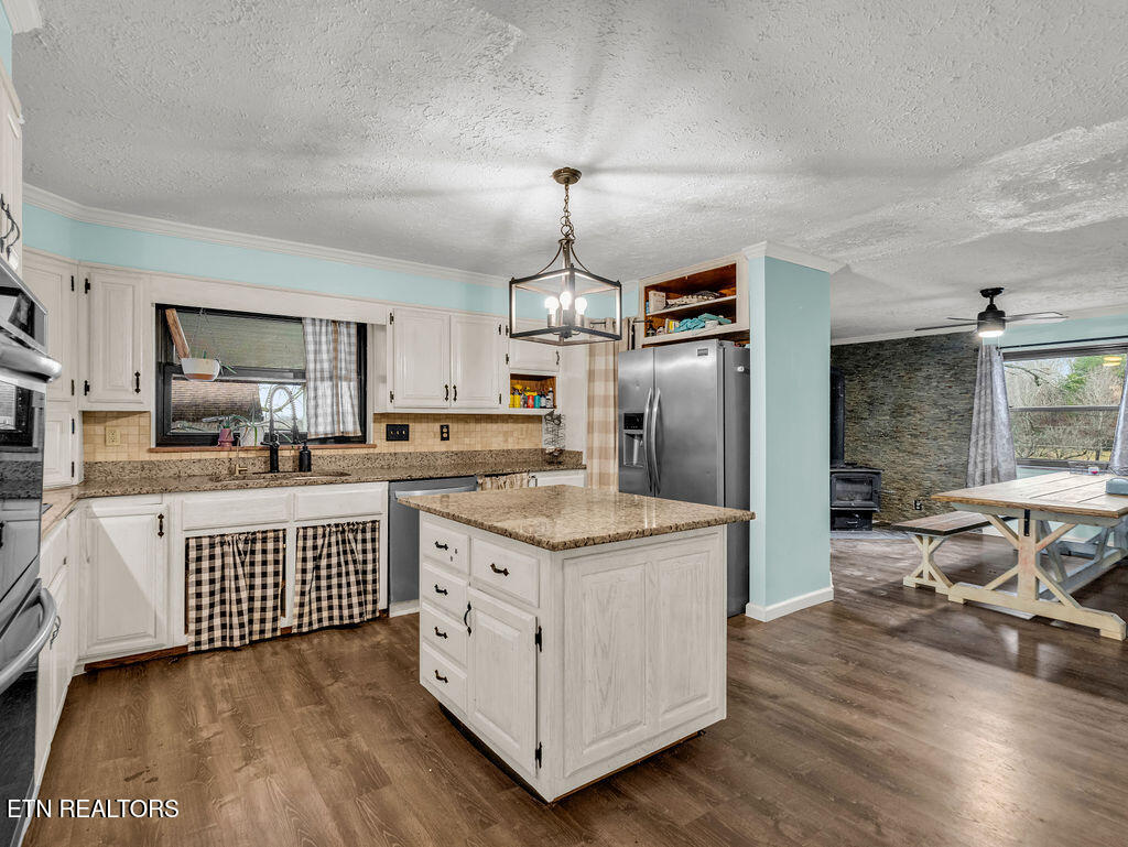 10724 E Emory Road Luttrell TN 37779