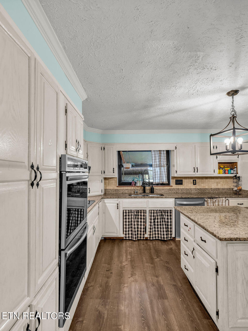 10724 E Emory Road Luttrell TN 37779
