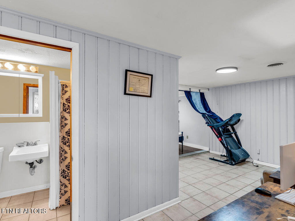 10724 E Emory Road Luttrell TN 37779
