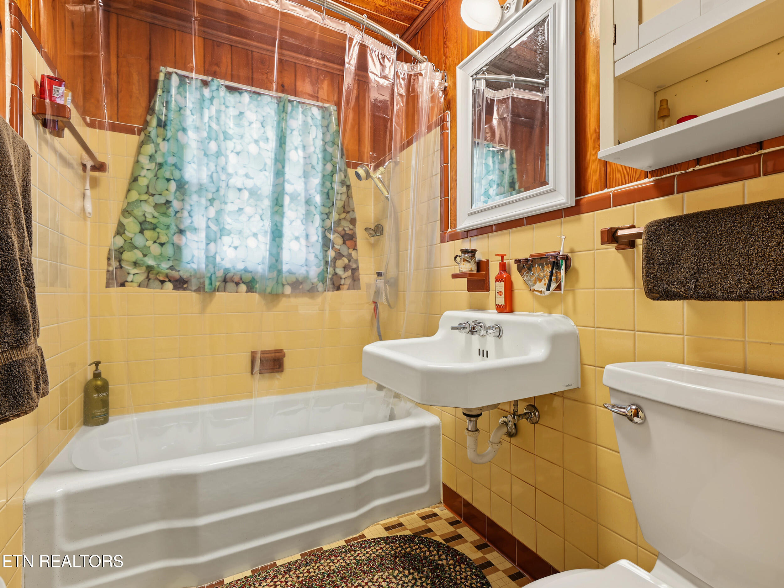 625 Asbury Lane Gatlinburg TN 37738