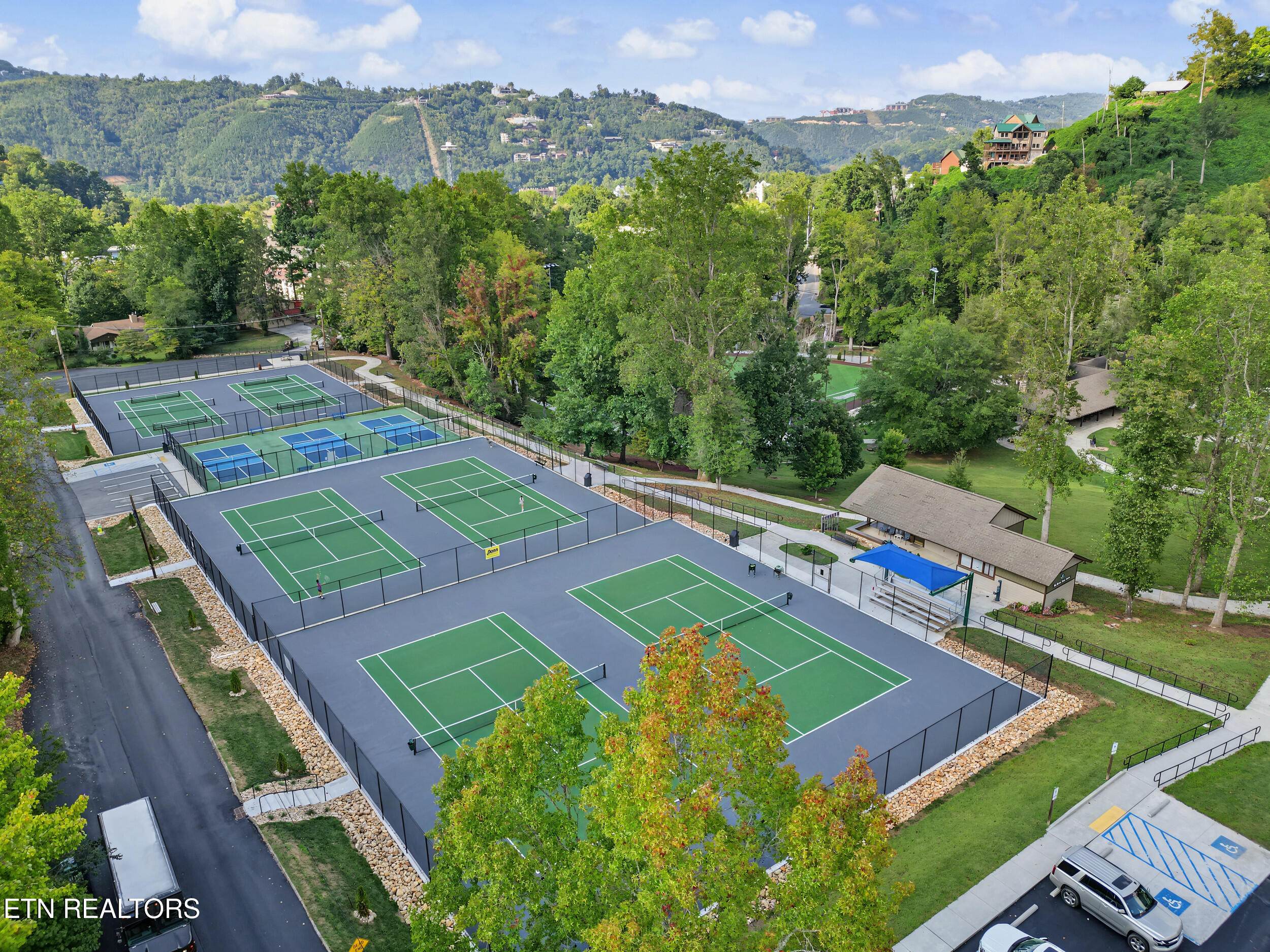 625 Asbury Lane Gatlinburg TN 37738