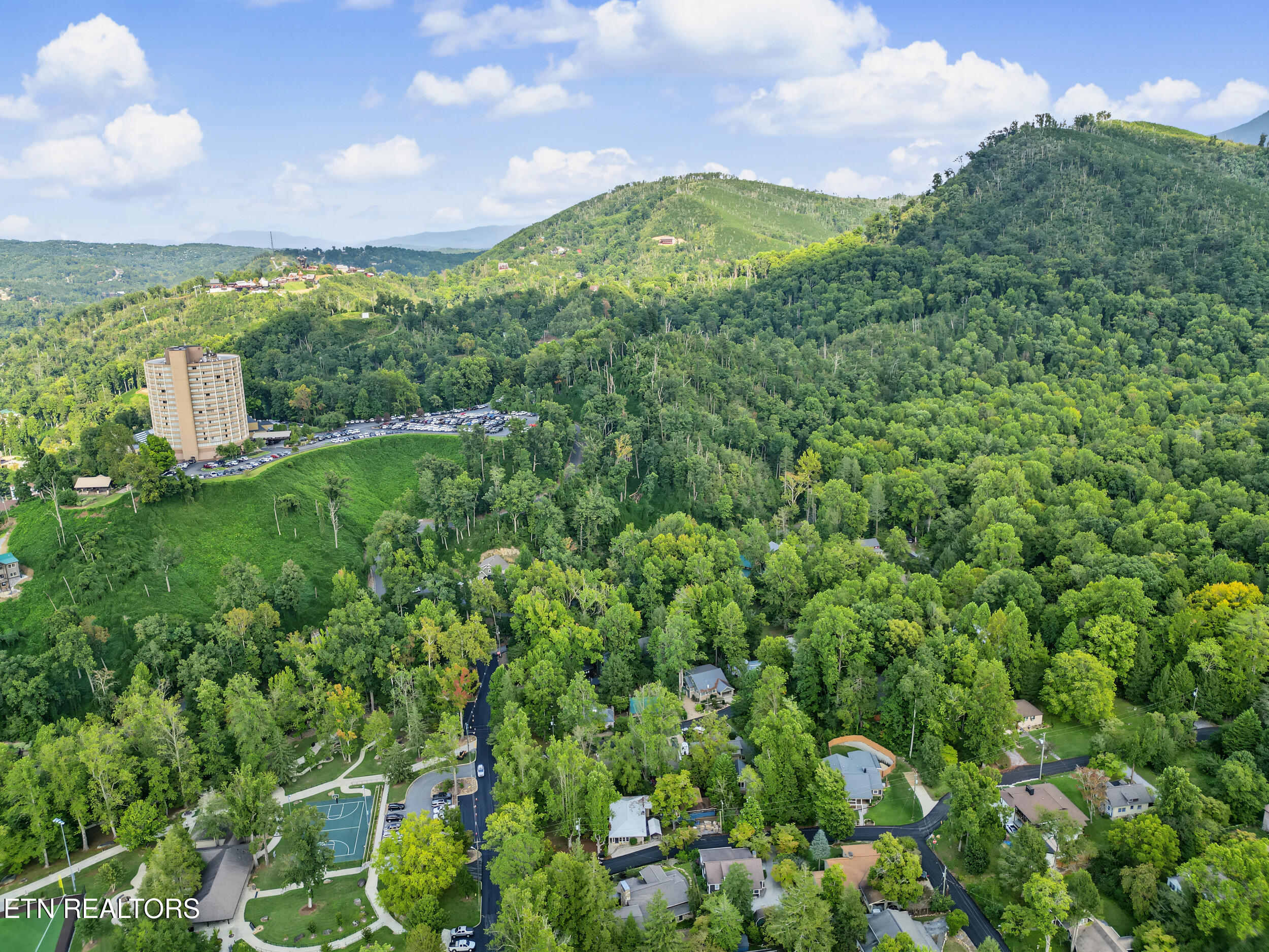 625 Asbury Lane Gatlinburg TN 37738