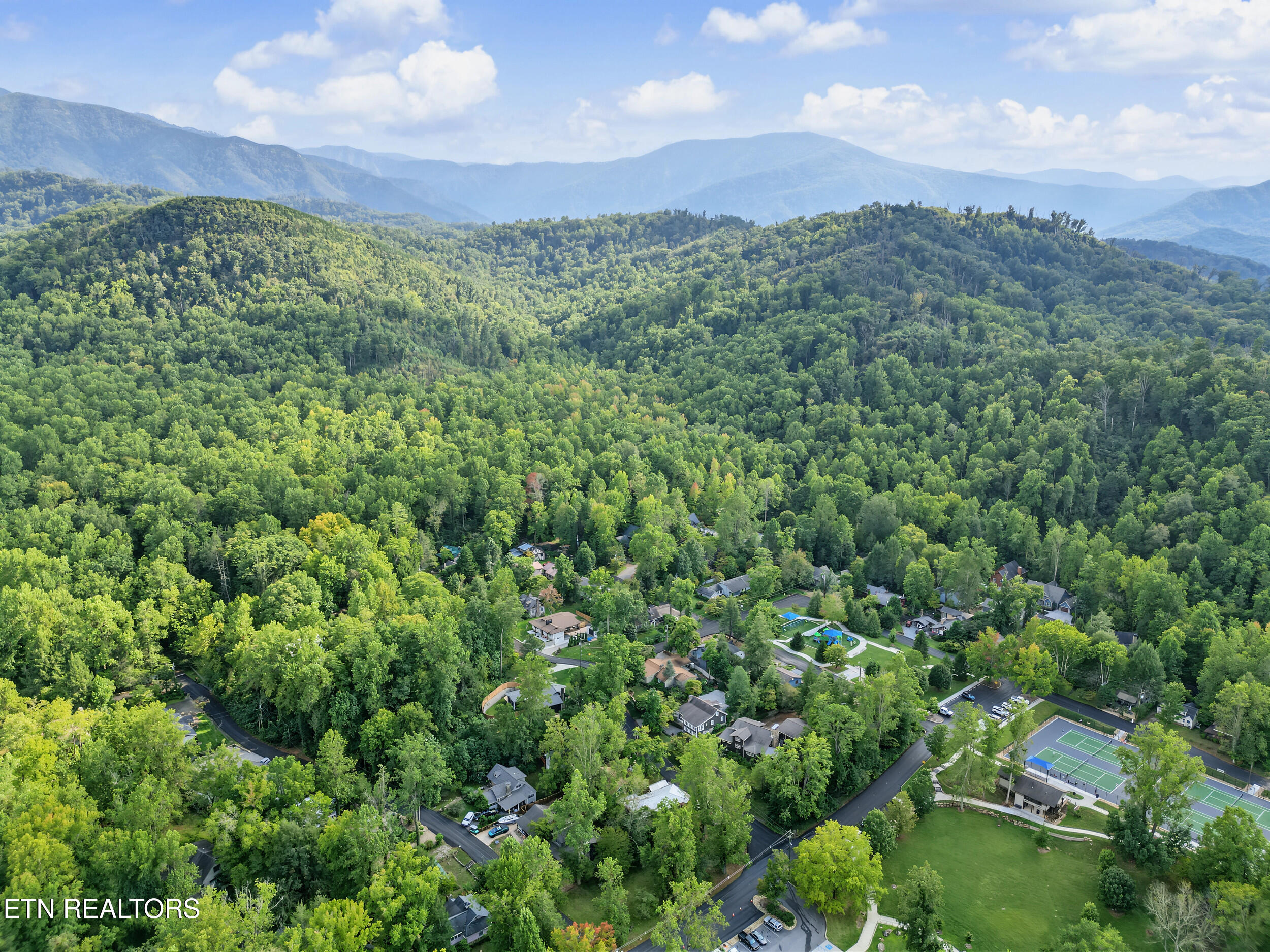 625 Asbury Lane Gatlinburg TN 37738