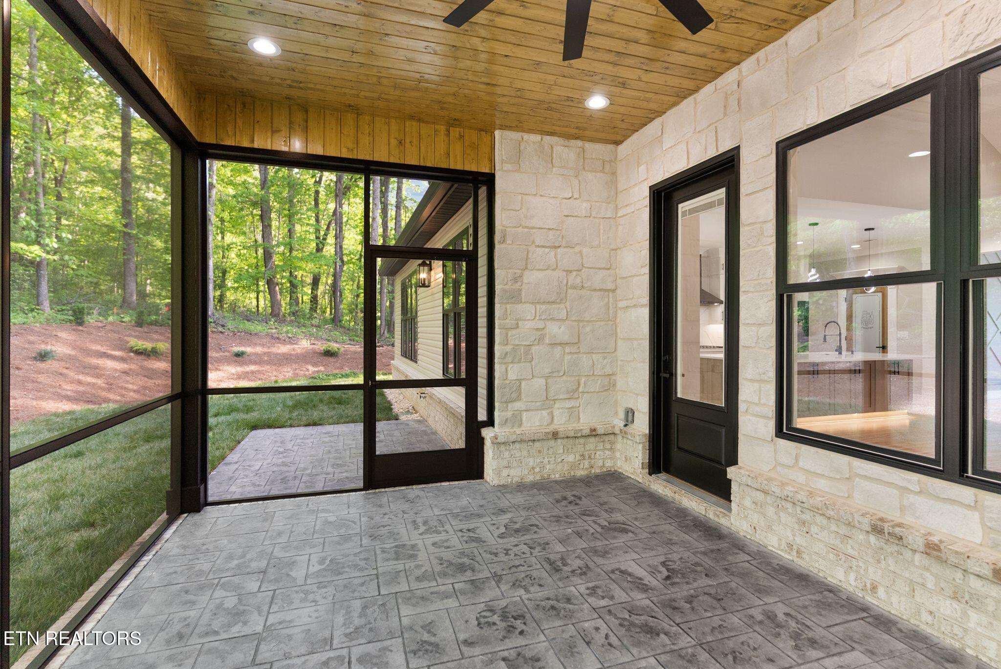 231 Oostanali Way Loudon TN 37774