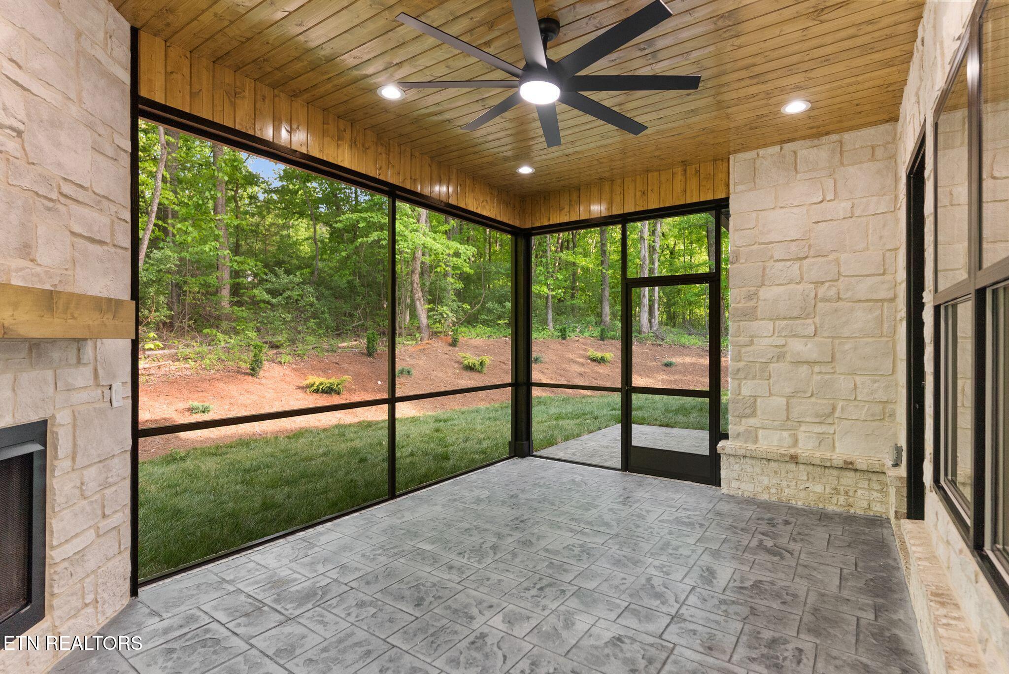 231 Oostanali Way Loudon TN 37774