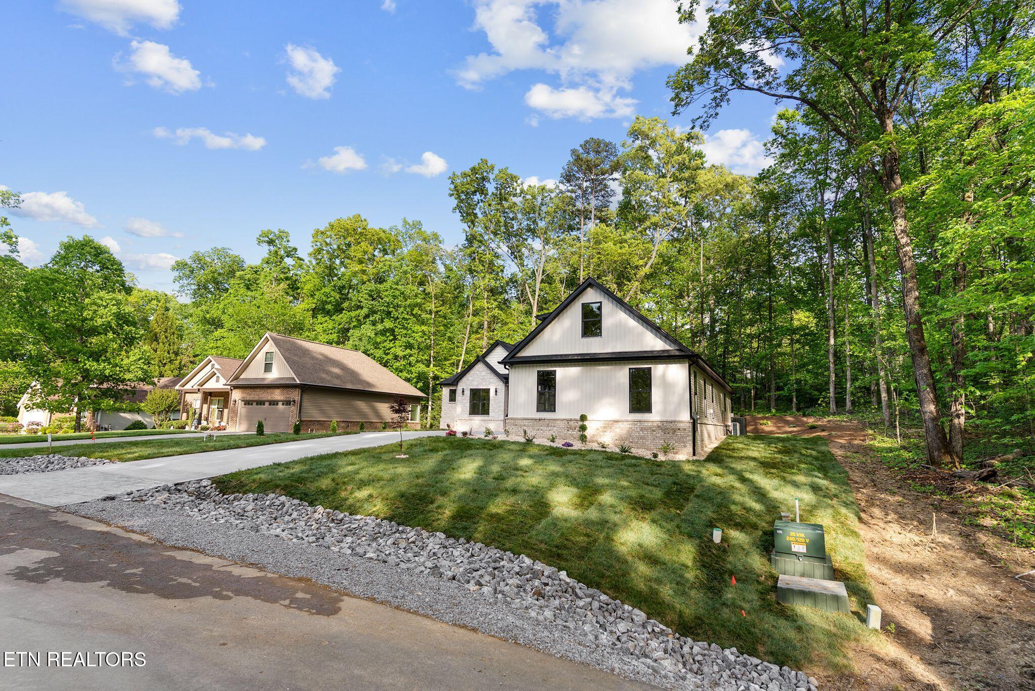 231 Oostanali Way Loudon TN 37774