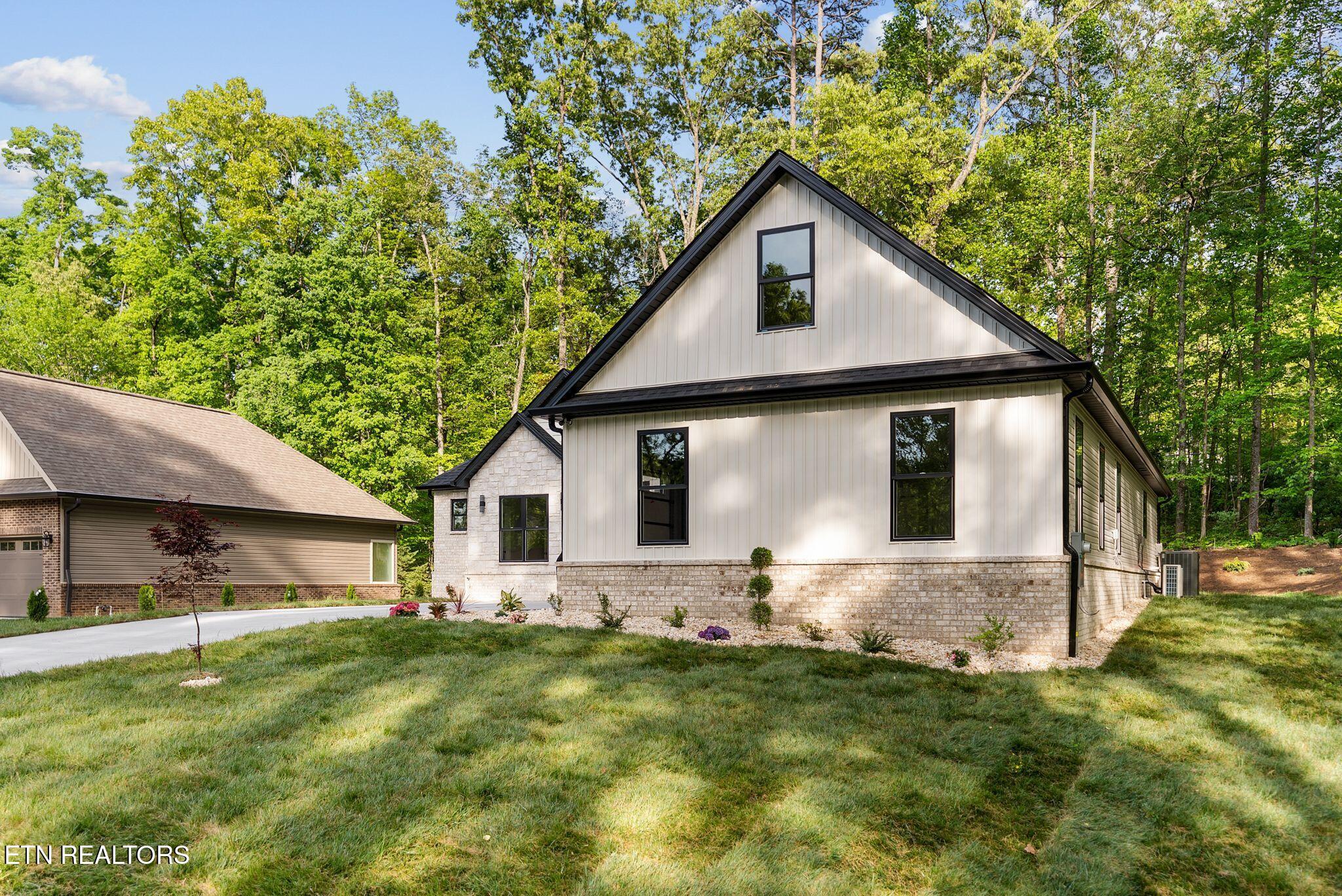 231 Oostanali Way Loudon TN 37774