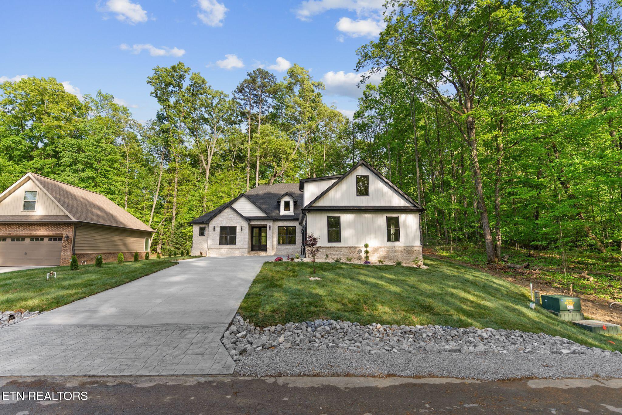 231 Oostanali Way Loudon TN 37774