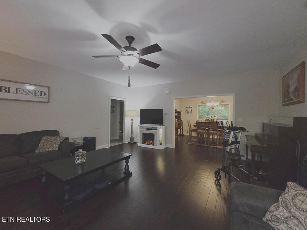 416 Forrest Springs Drive Gatlinburg TN 37738