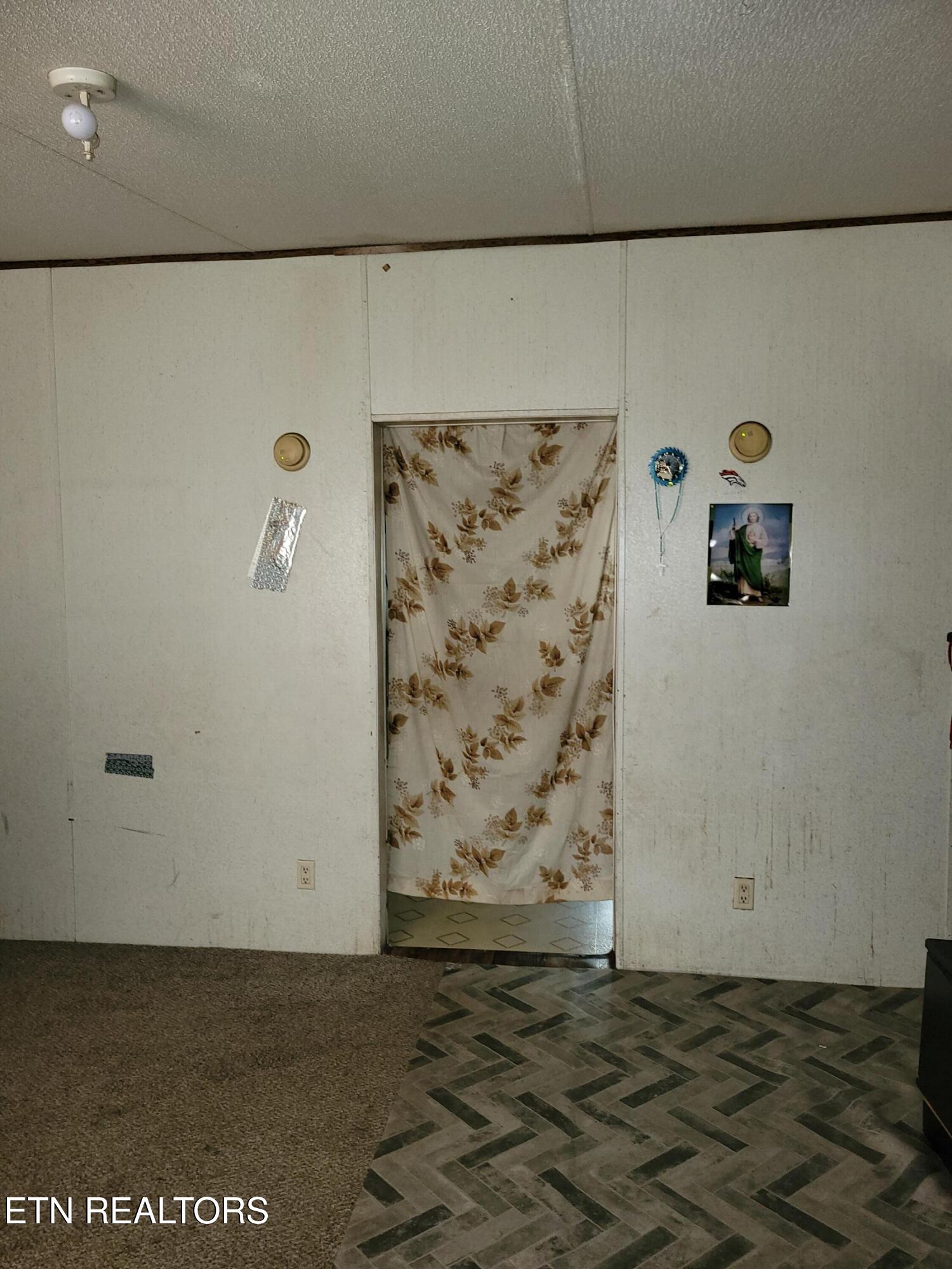 1718 Connecticut Avenue Knoxville TN 37921