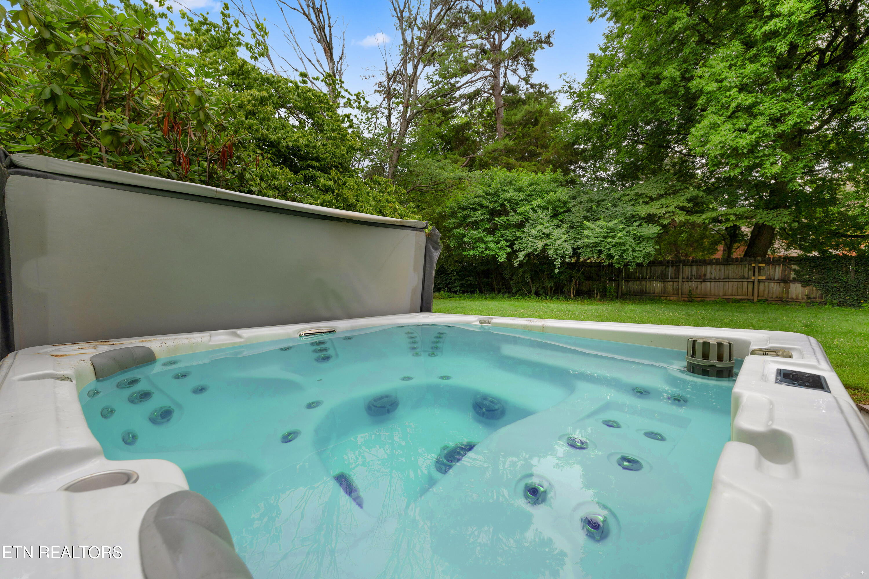 728 Woodchase Drive Knoxville TN 37934