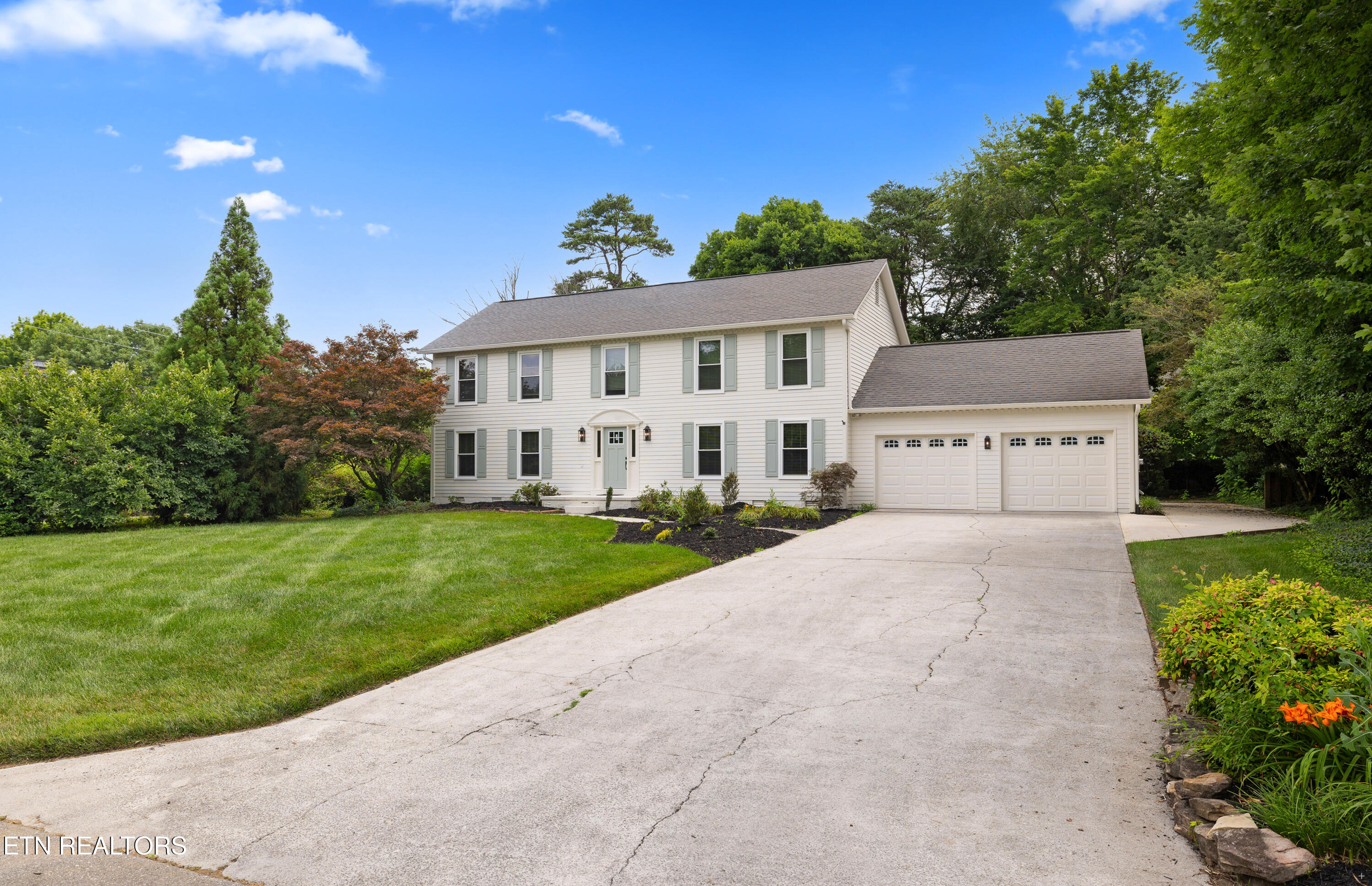 728 Woodchase Drive Knoxville TN 37934