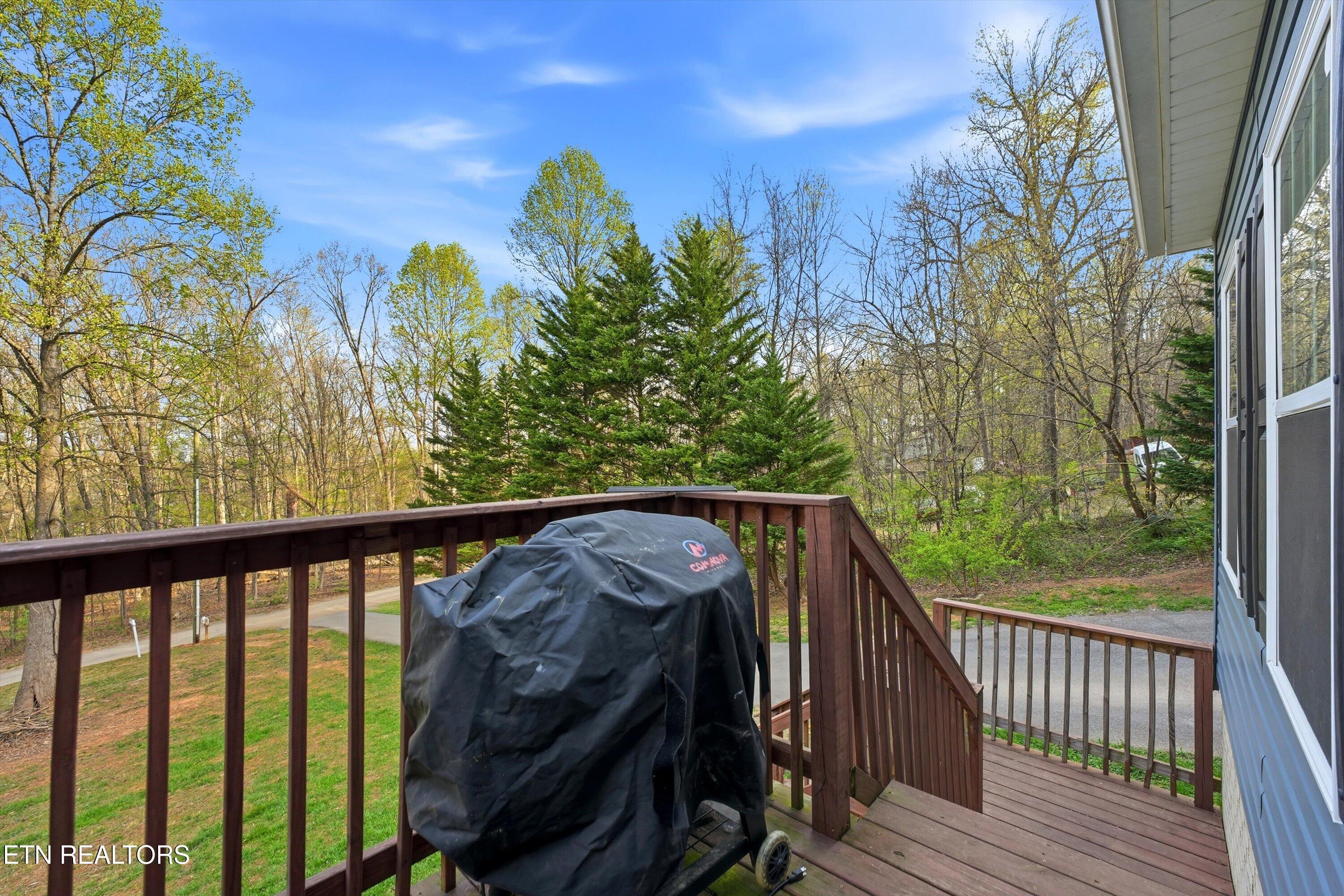733 Dogwood Drive Madisonville TN 37354