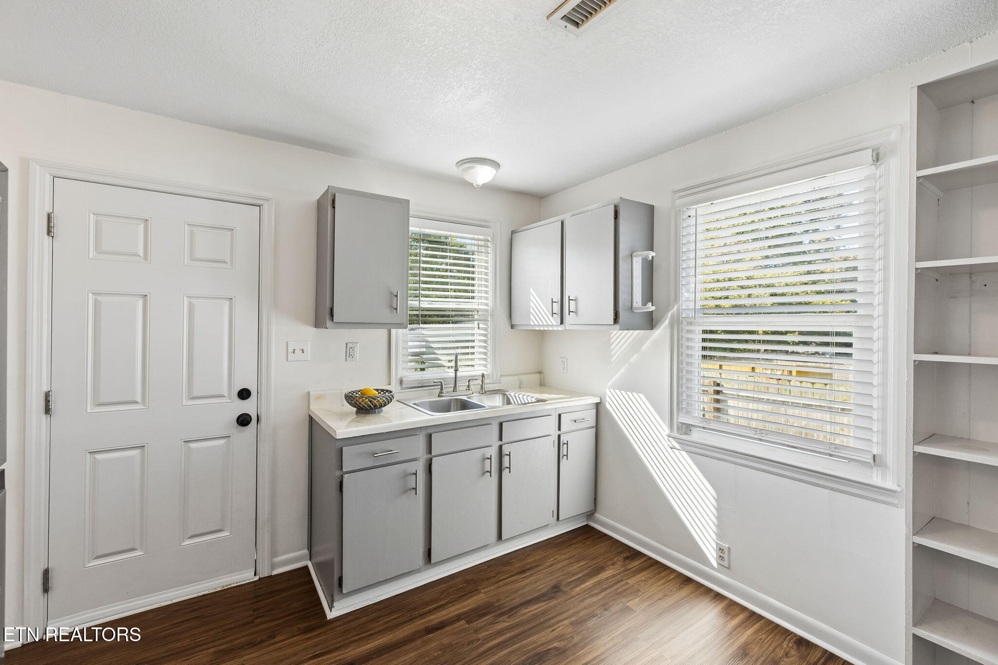 1906 Earl Avenue Knoxville TN 37920