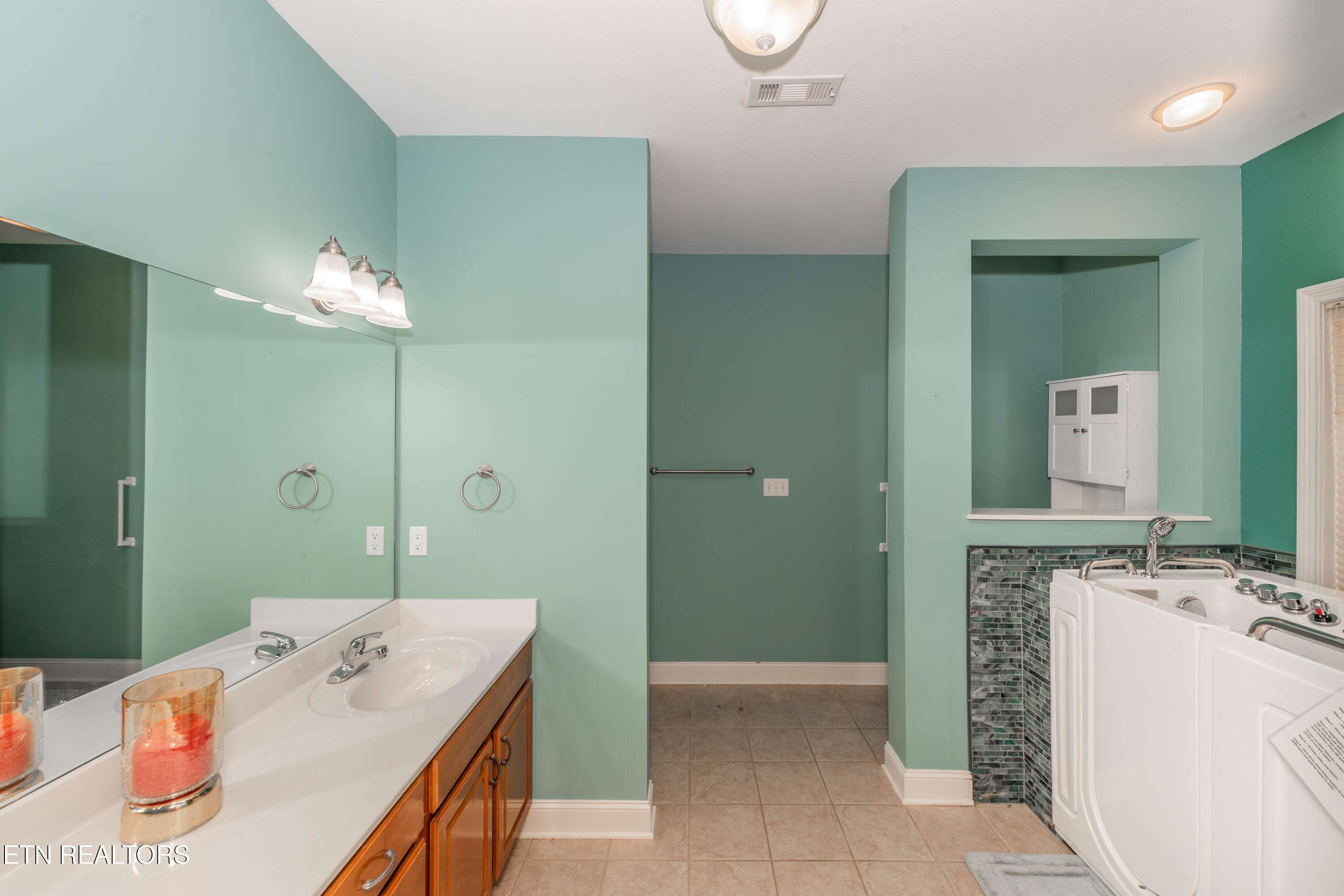 120 Meridian Way Clinton TN 37716