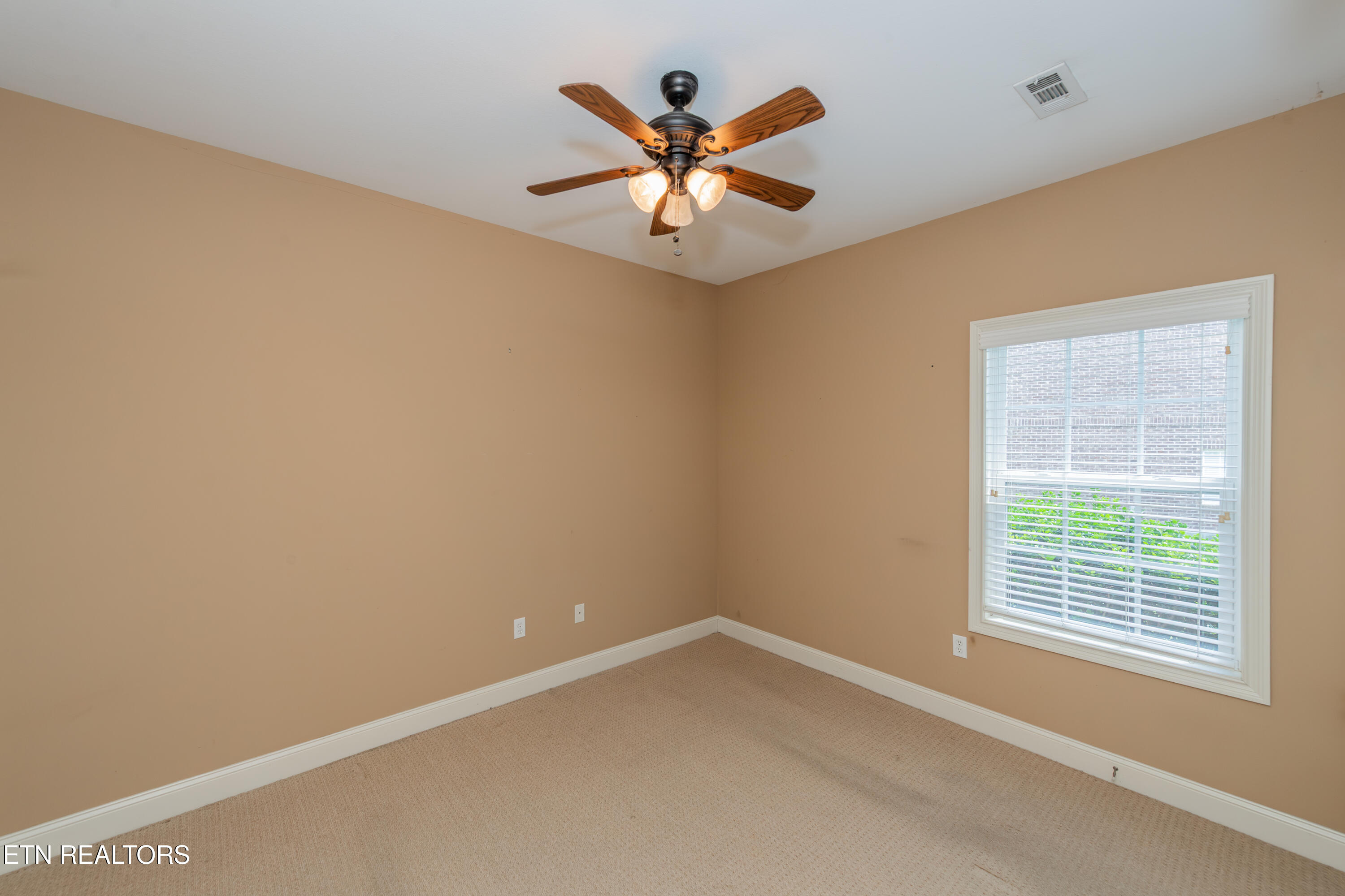 120 Meridian Way Clinton TN 37716