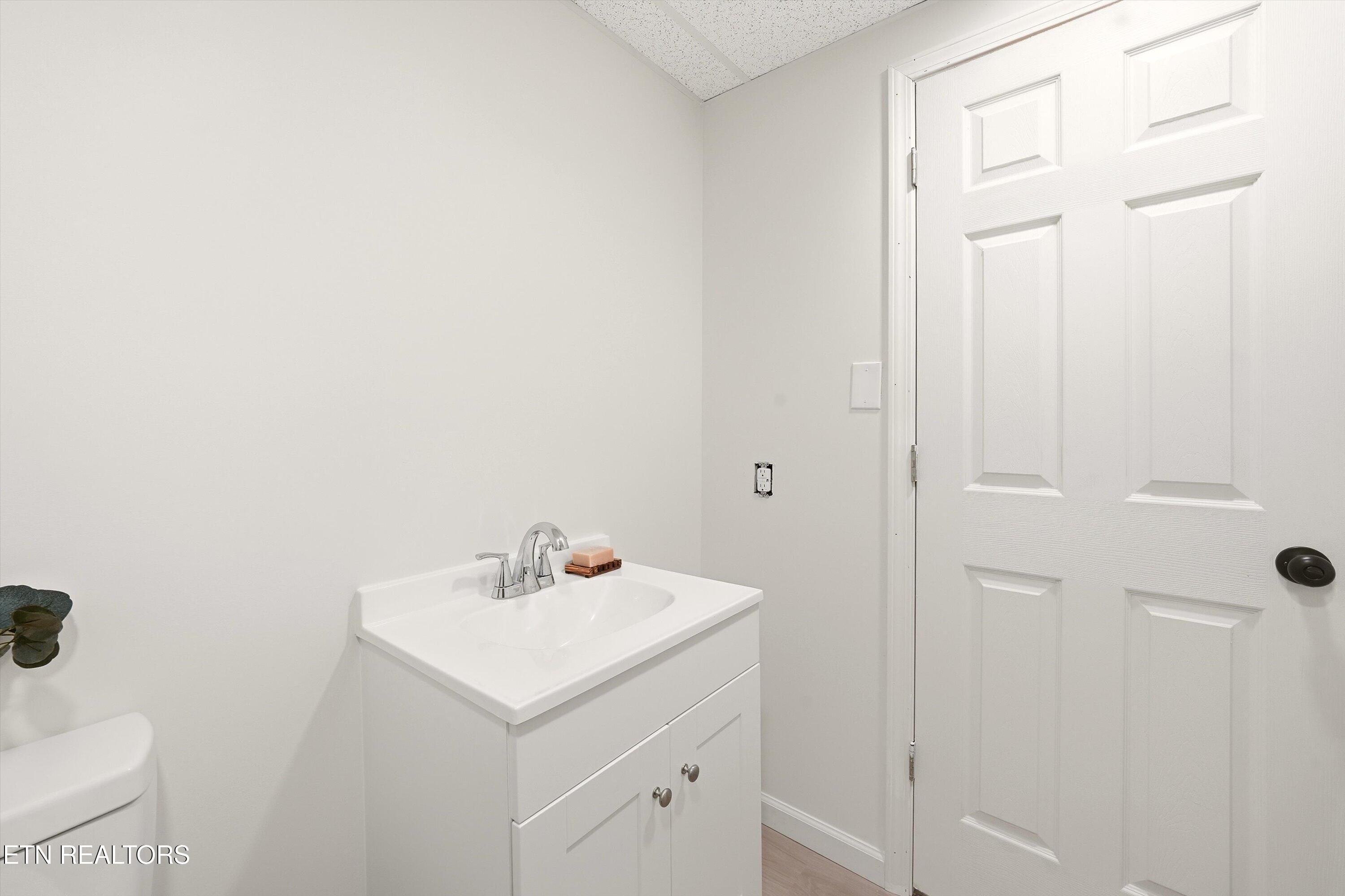 3308 Gumstand Drive Powell TN 37849