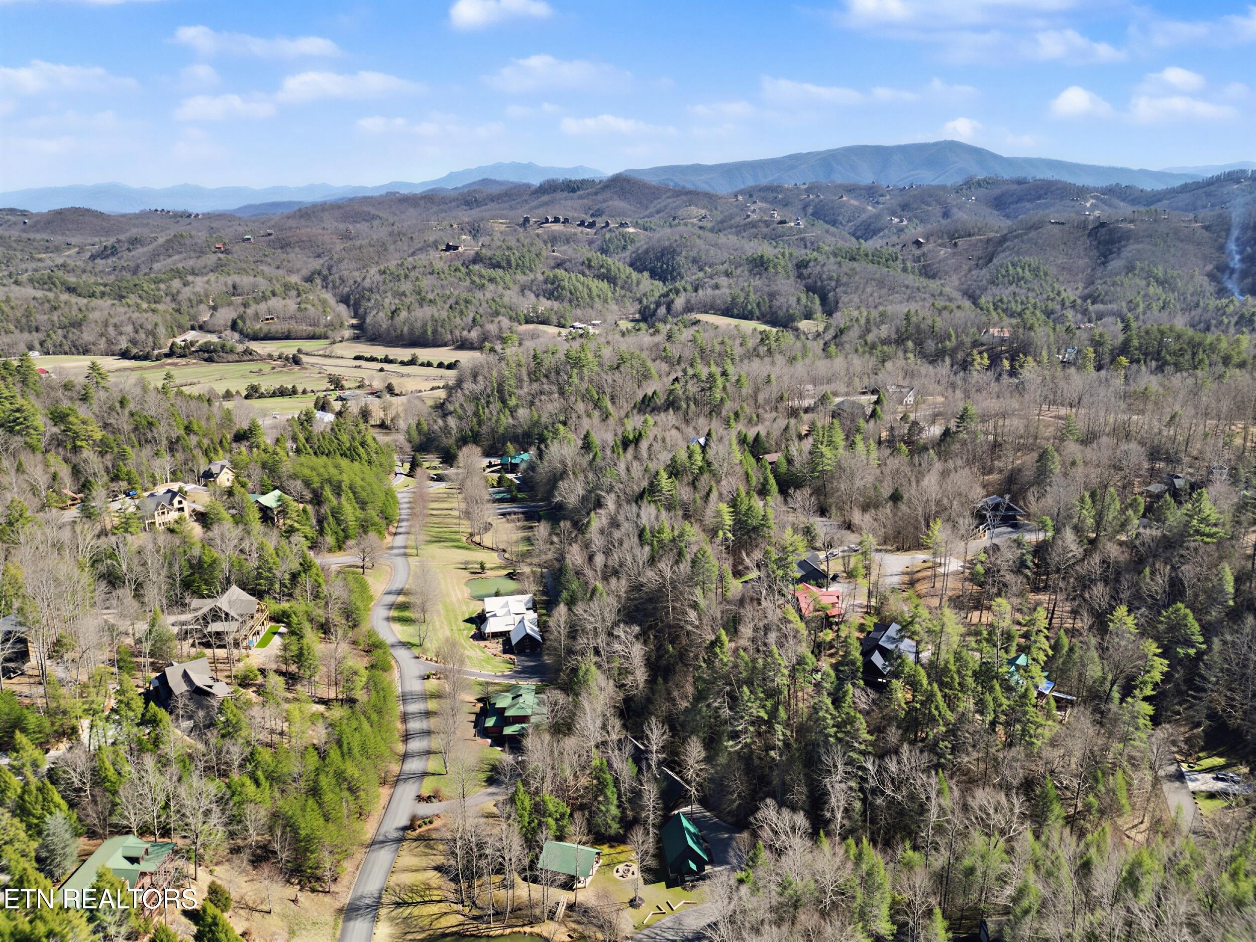 2673 Cedar Falls Way Sevierville TN 37862