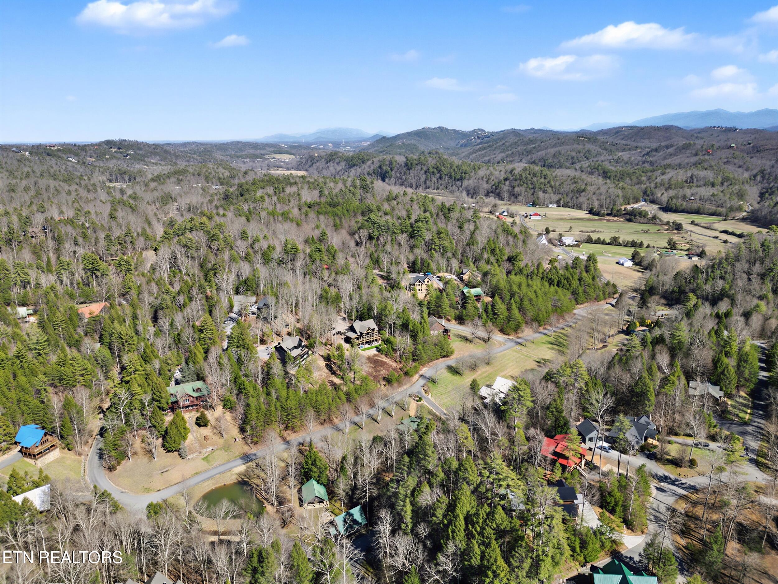 2673 Cedar Falls Way Sevierville TN 37862