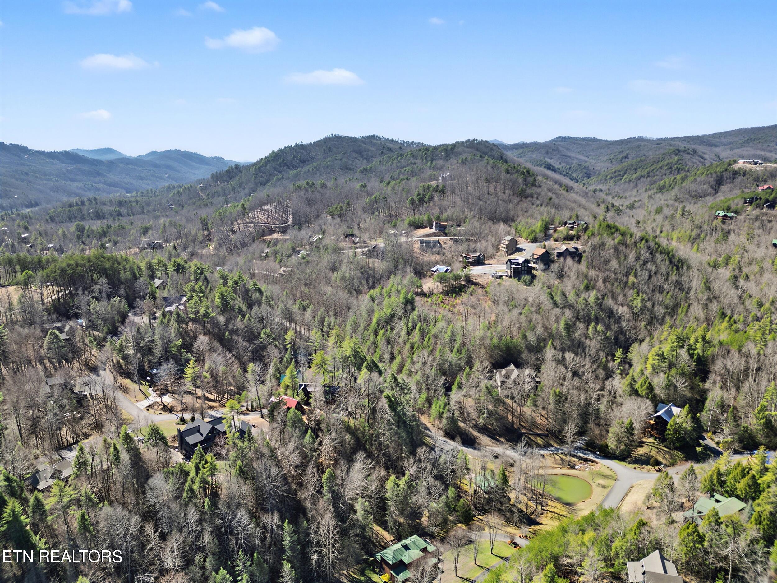 2673 Cedar Falls Way Sevierville TN 37862